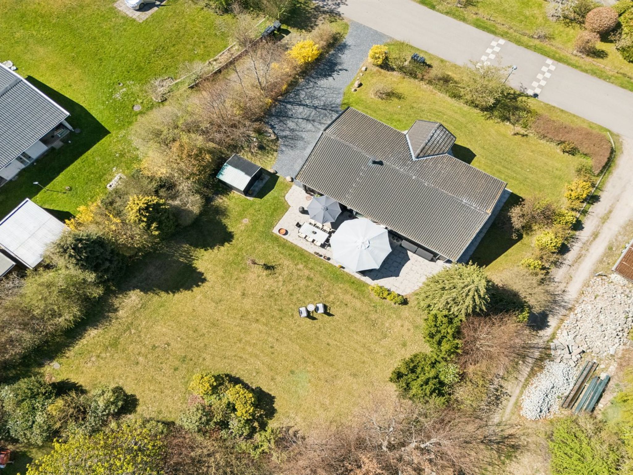"Loreia" - 1.4km from the sea - Buiten