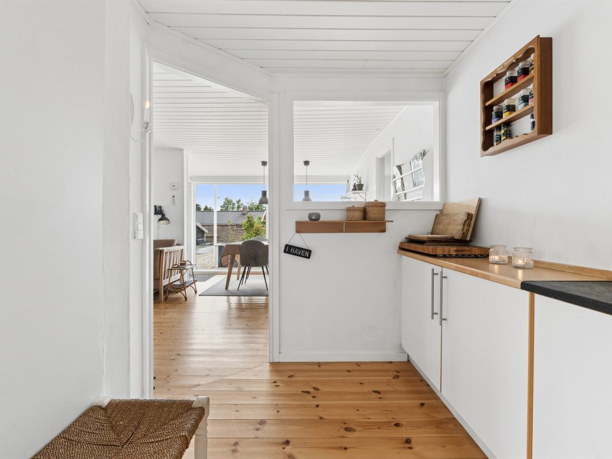 "Ingalil" - 950m from the sea - Inside