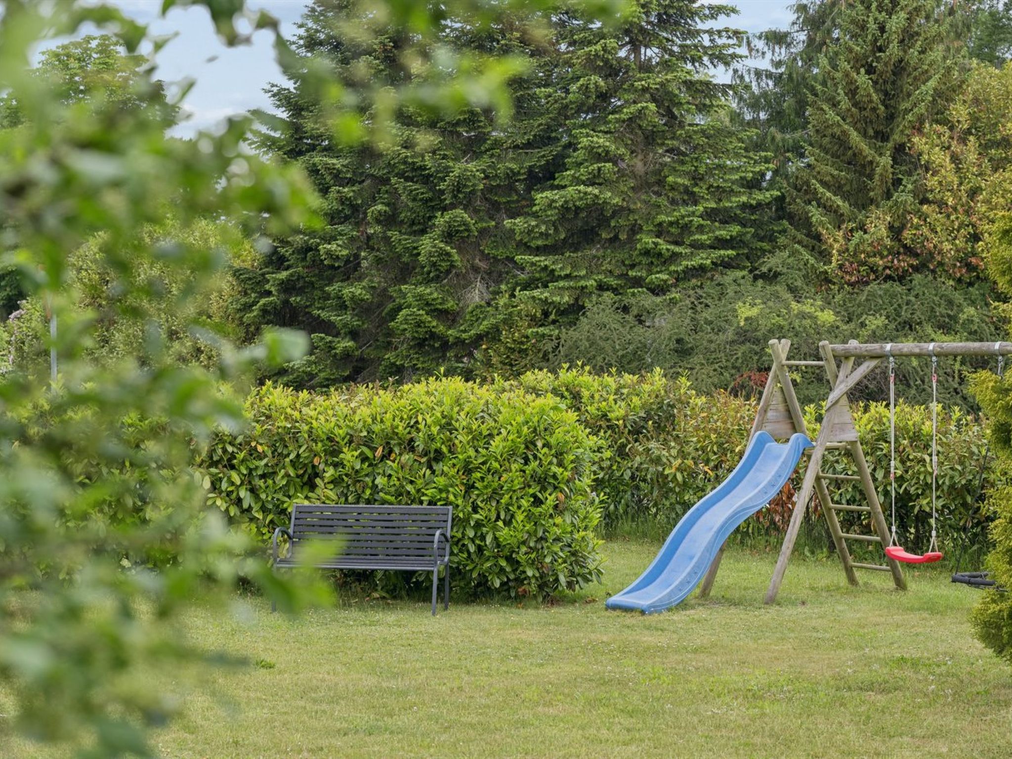 "Arise" - 1.5km from the sea - Outside