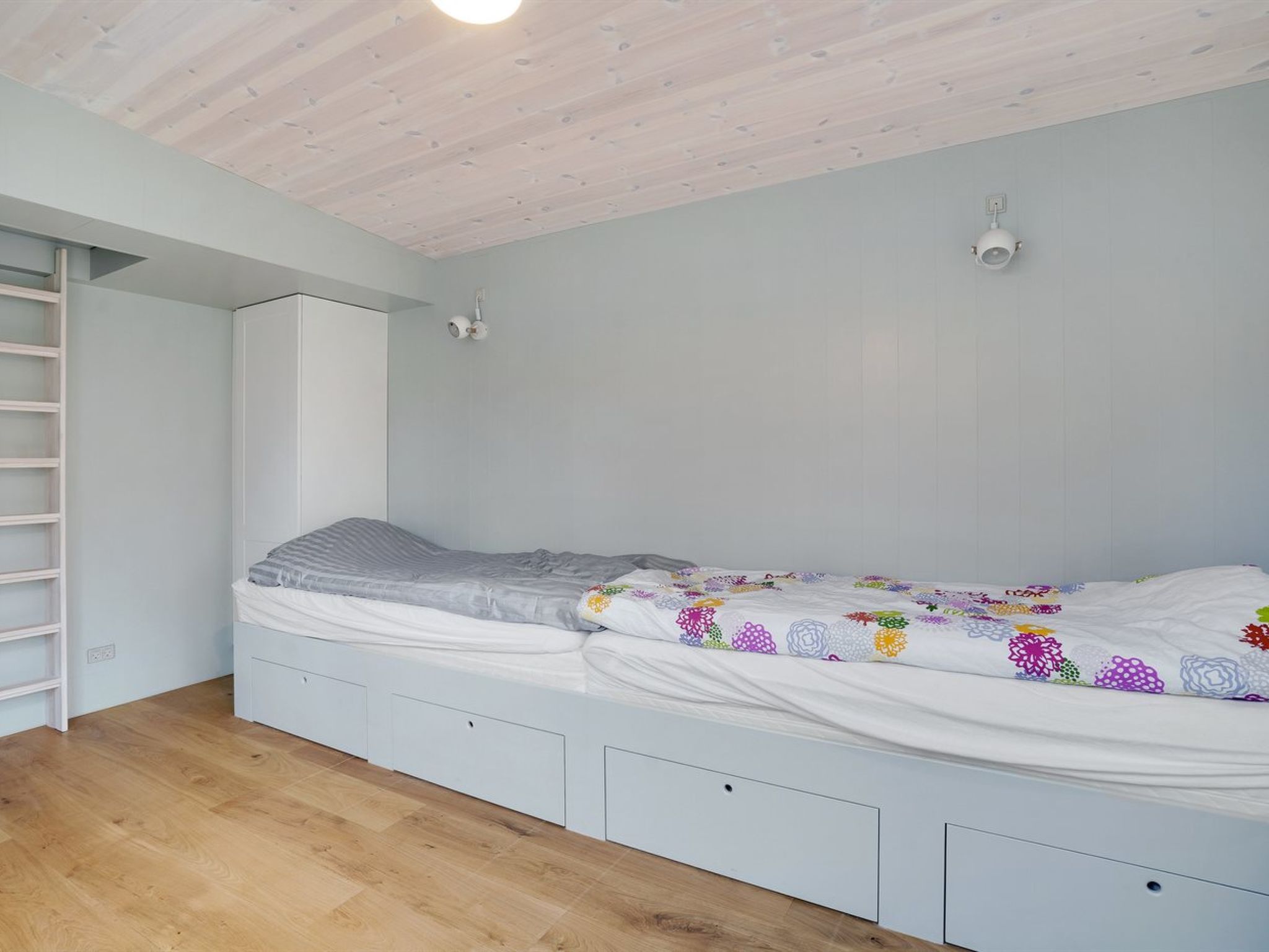 "Vanta" - 10m from the sea - Binnen