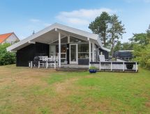 Rustiek vakantiehuis Fasti met sauna, 300m van zee in Gilleleje - thumbnail 1