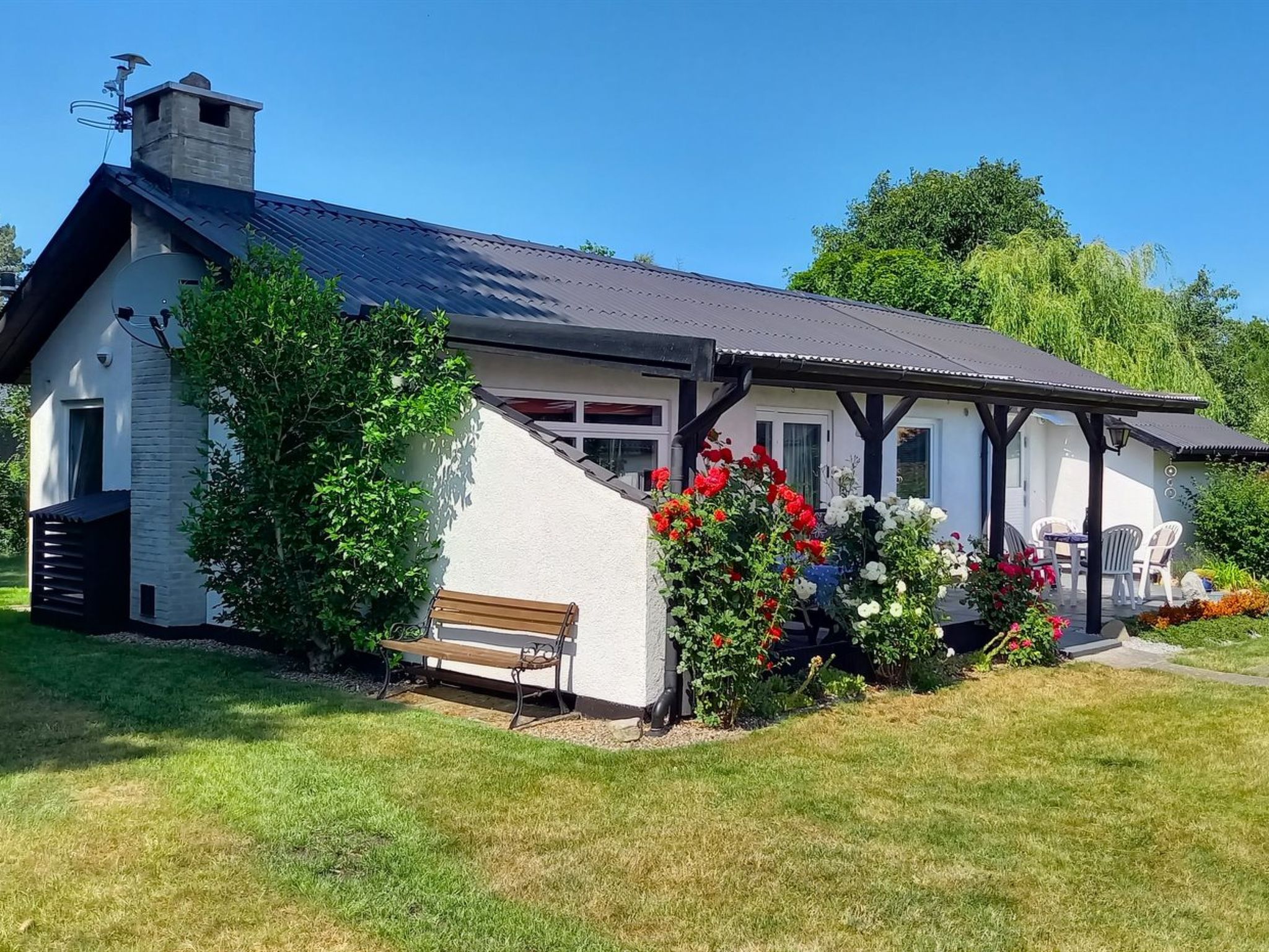 "Merit" - 800m from the sea-Buiten