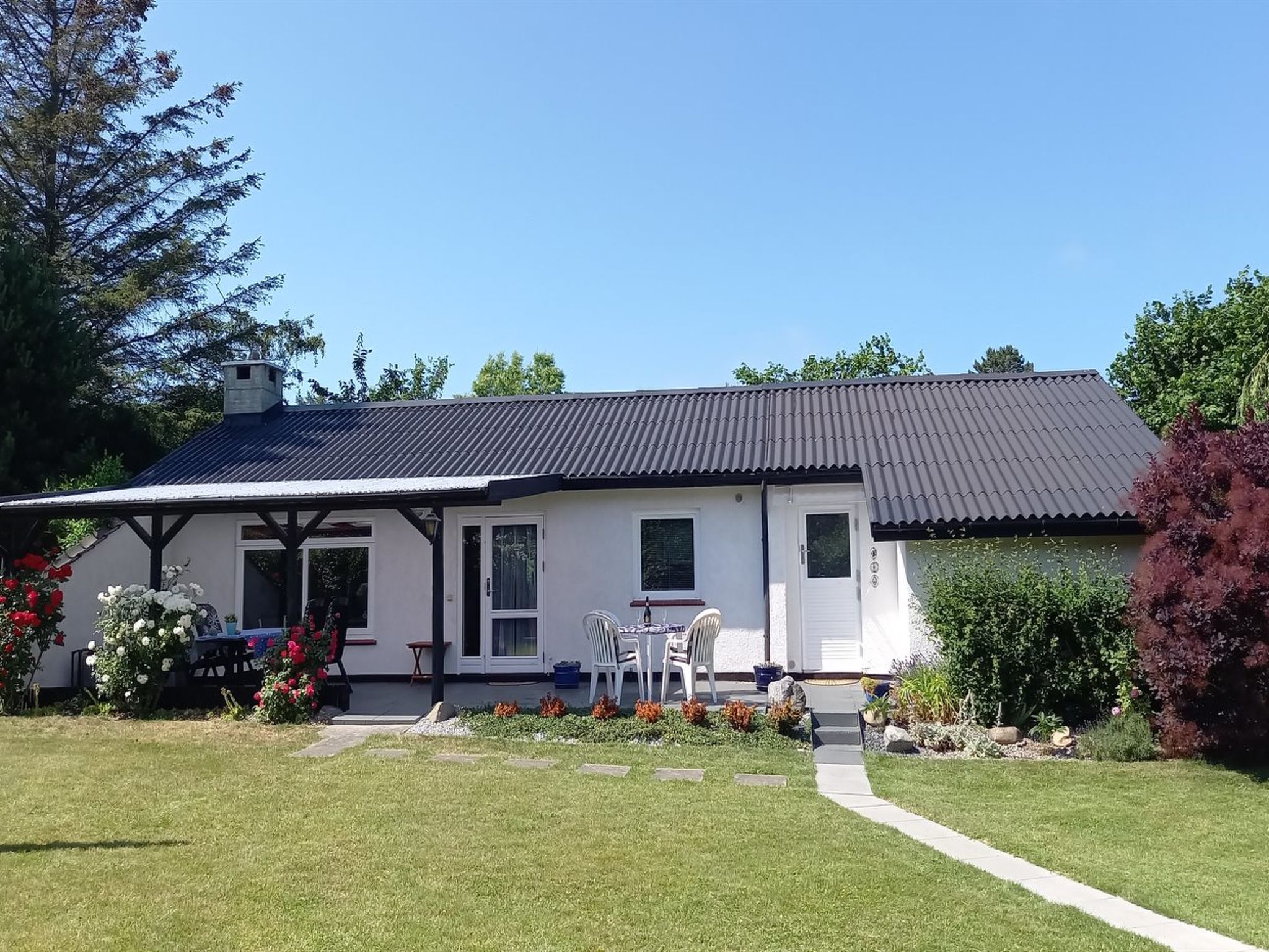 "Merit" - 800m from the sea-Buiten