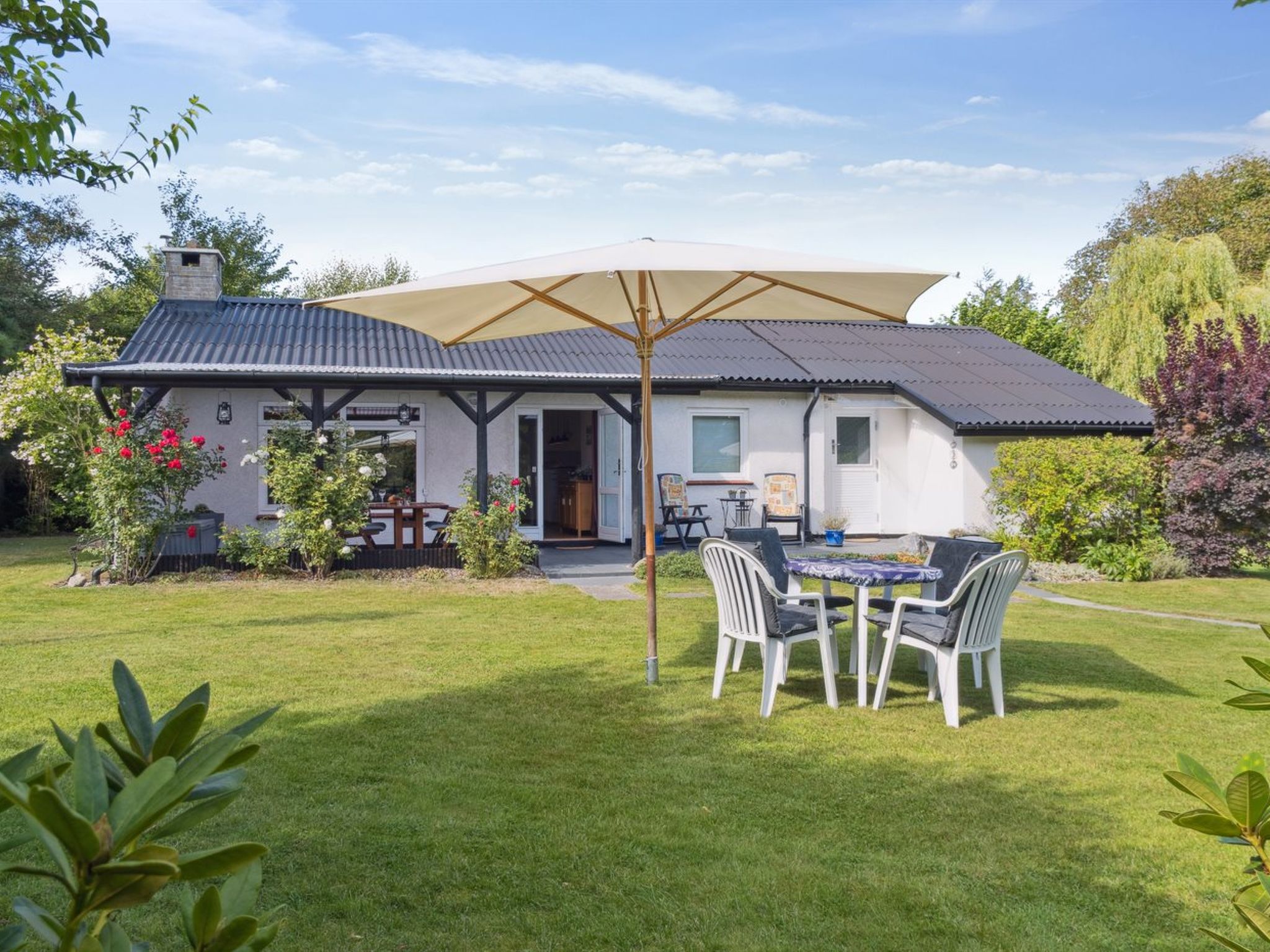 "Merit" - 800m from the sea-Buiten