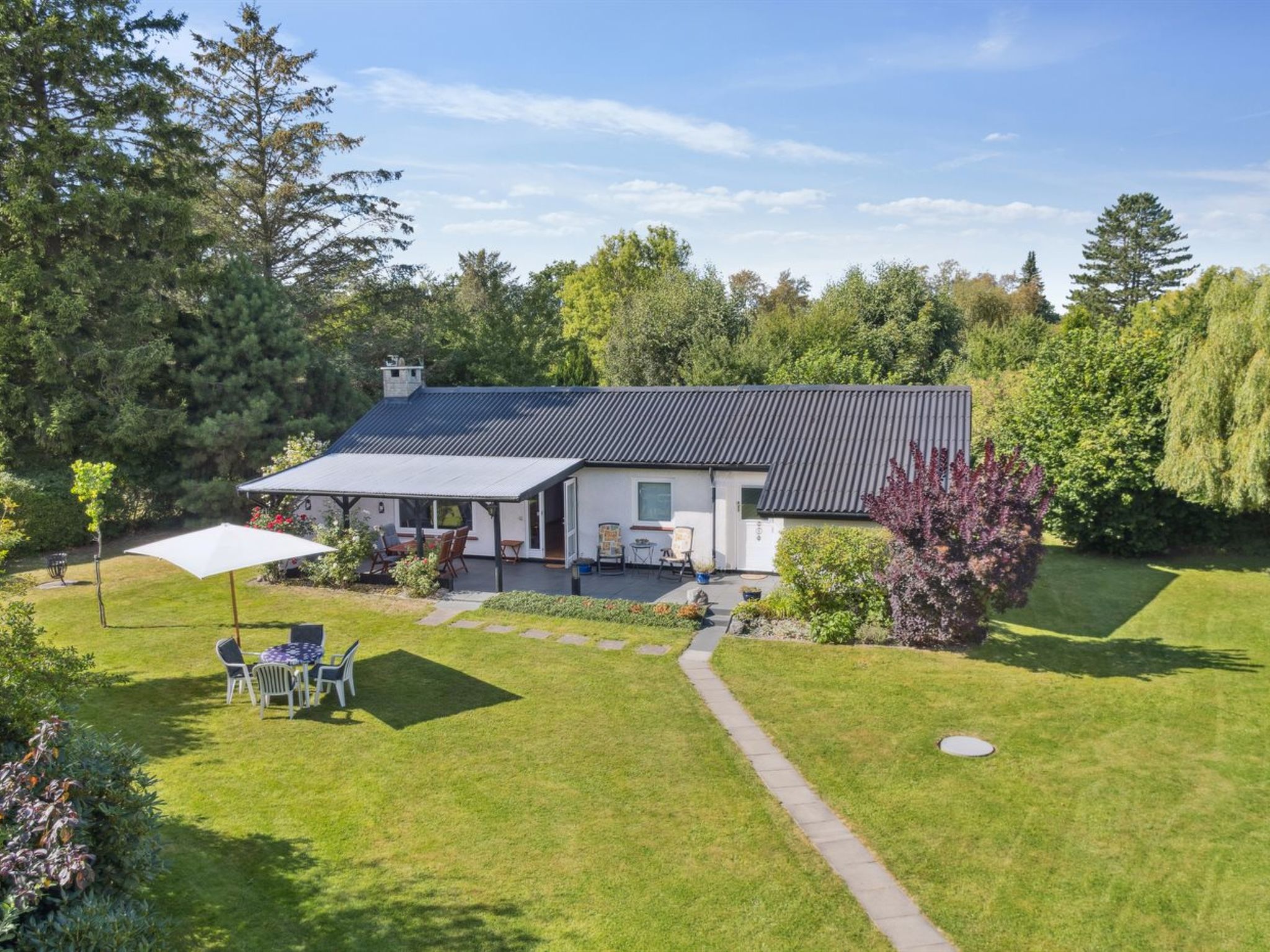 "Merit" - 800m from the sea-Buiten