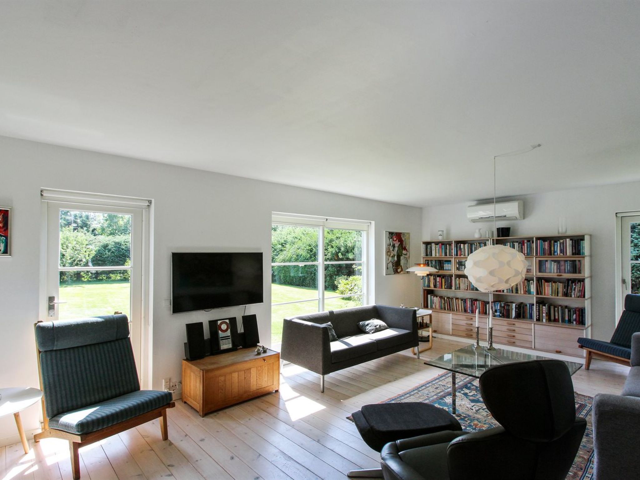 "Henryk" - 500m from the sea - Binnen