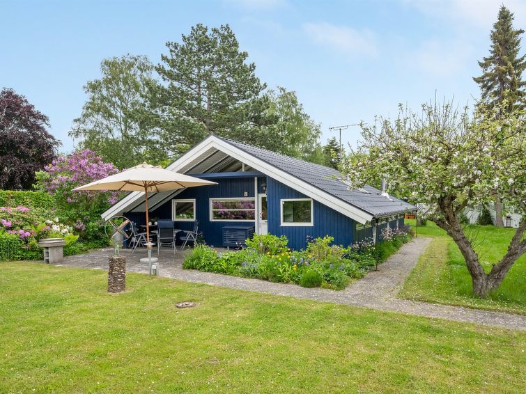 Search and Stay destination Gilleleje, Denmark from . "Begitta" - 350m from the sea in Sealand