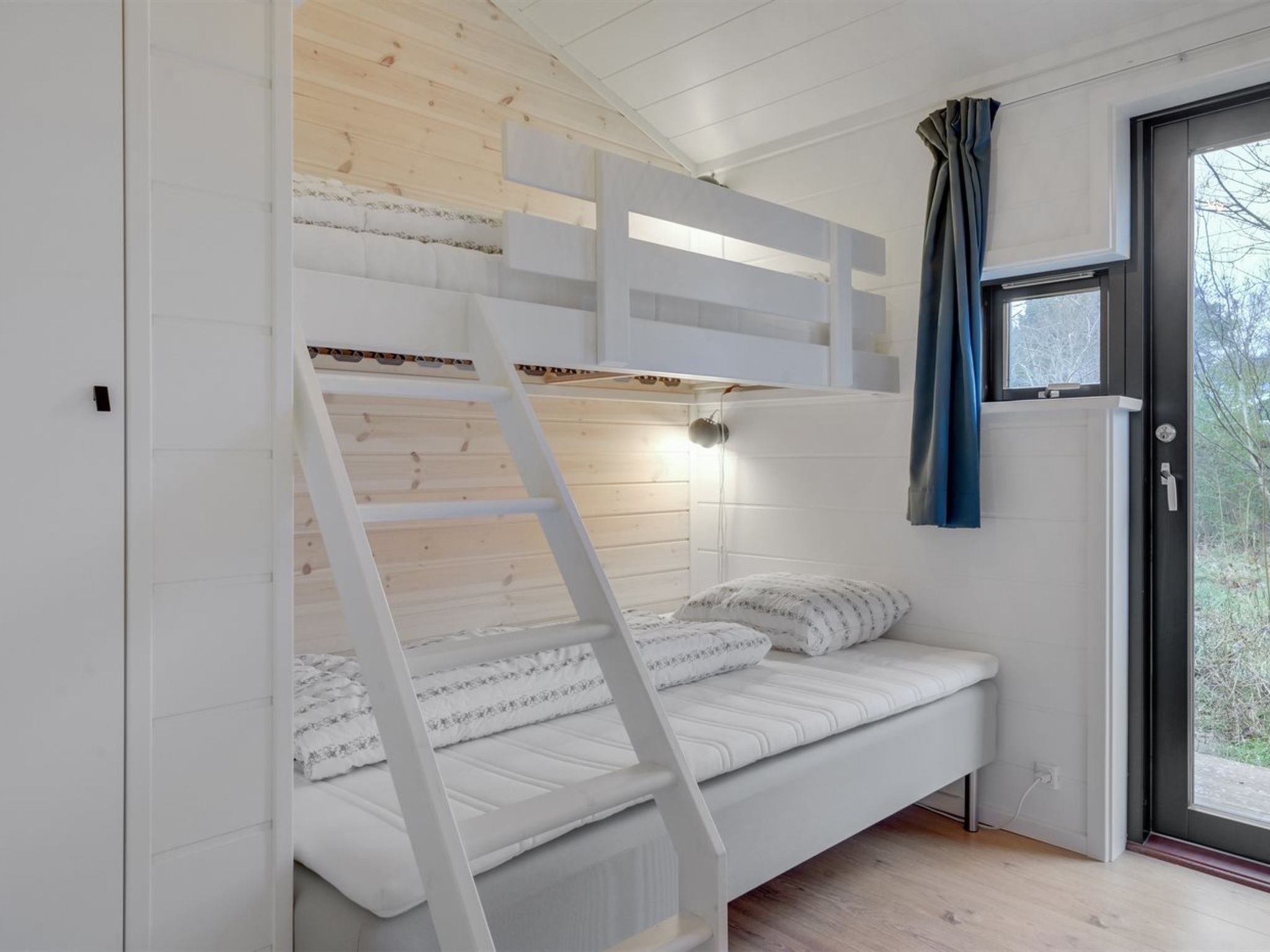 "Ilvy" - 850m from the sea-Binnen