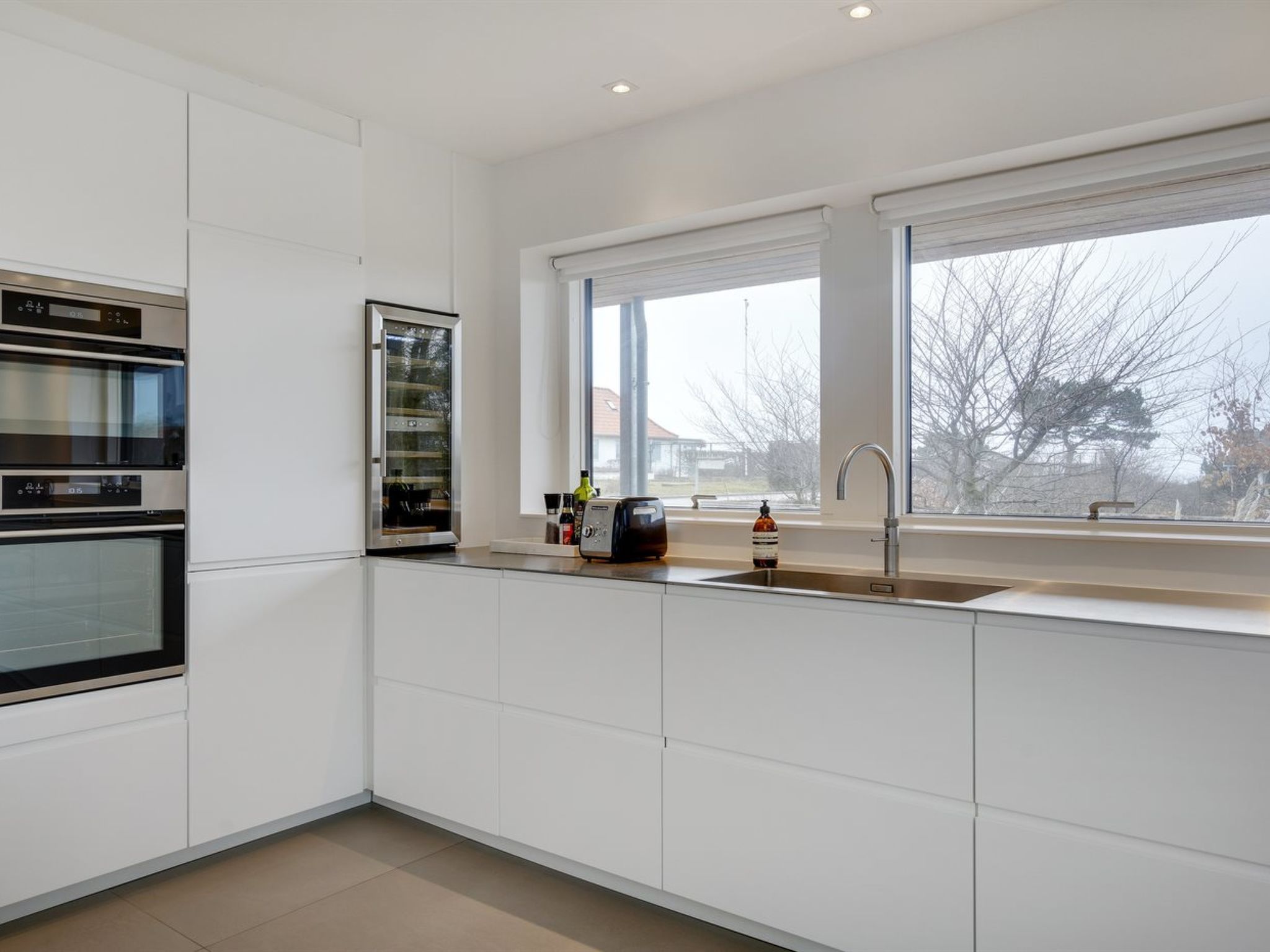 "Ebke" - 70m from the sea - Binnen