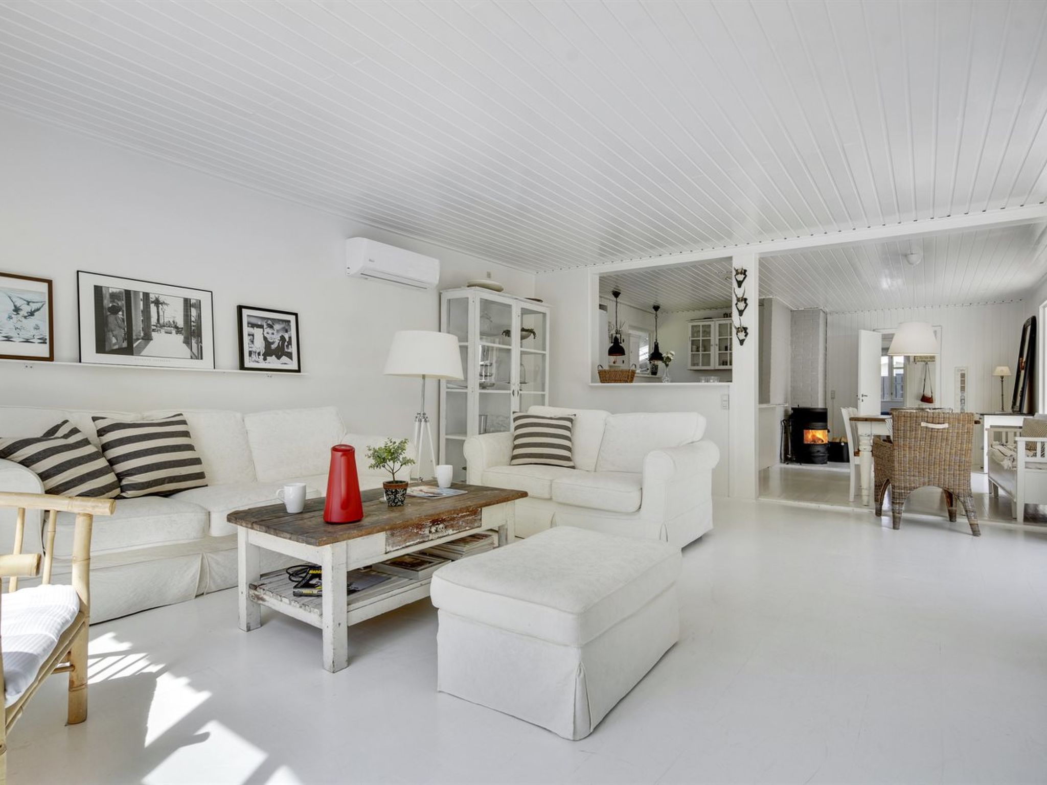 "Kaino" - 700m from the sea - Binnen