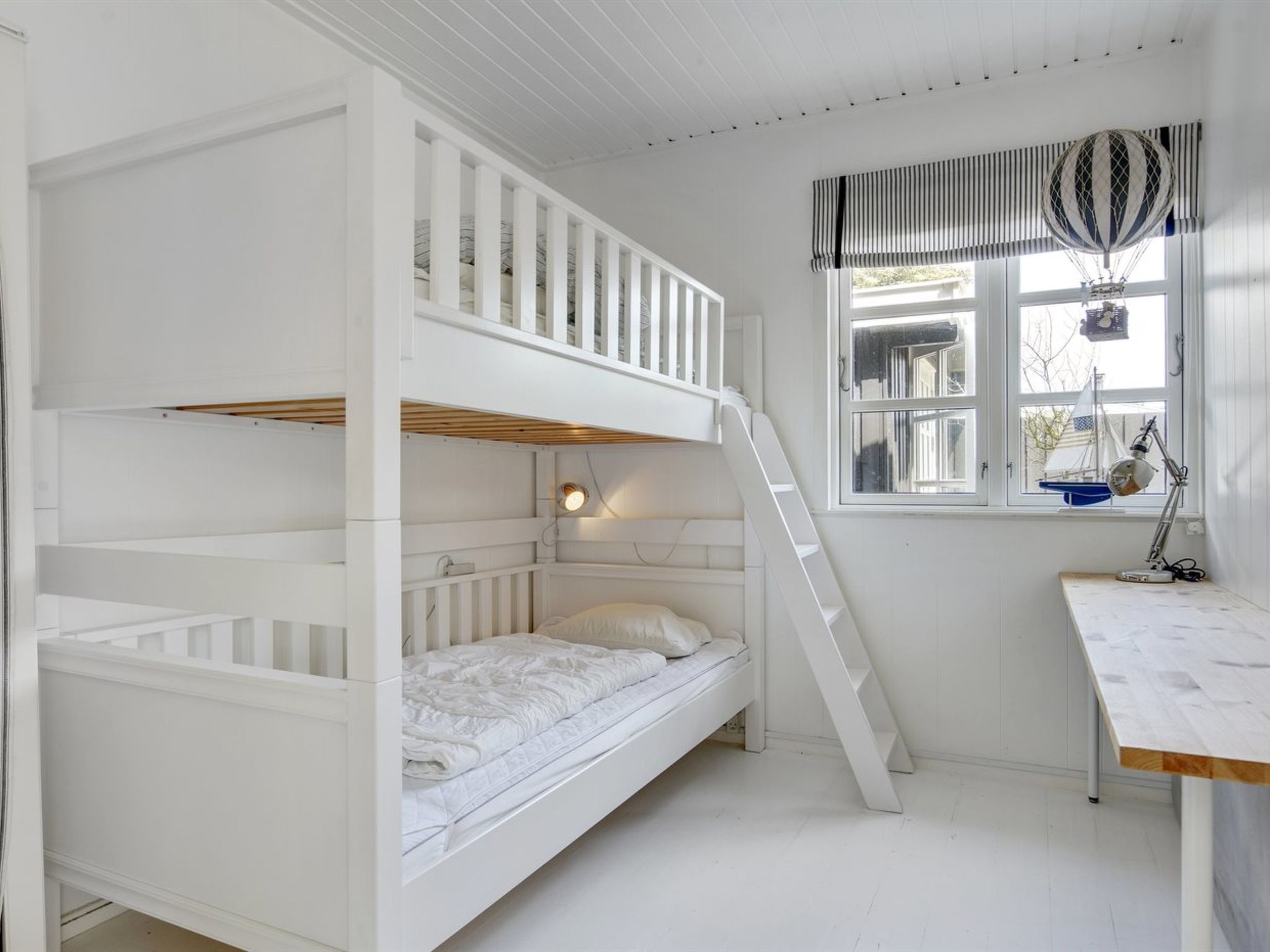 "Kaino" - 700m from the sea - Binnen