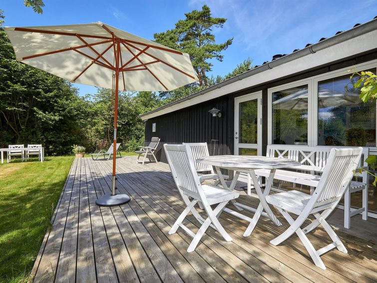 Search and Stay destination Gilleleje, Denmark from . "Ilsabet" - 750m from the sea in Sealand