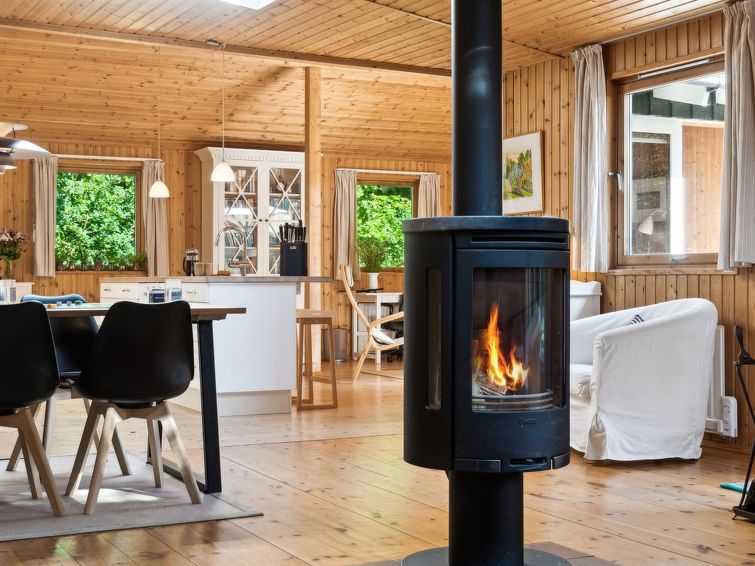 Search and Stay destination Gilleleje, Denmark from AU$ 783. "Sigward" - 500m from the sea in Sealand