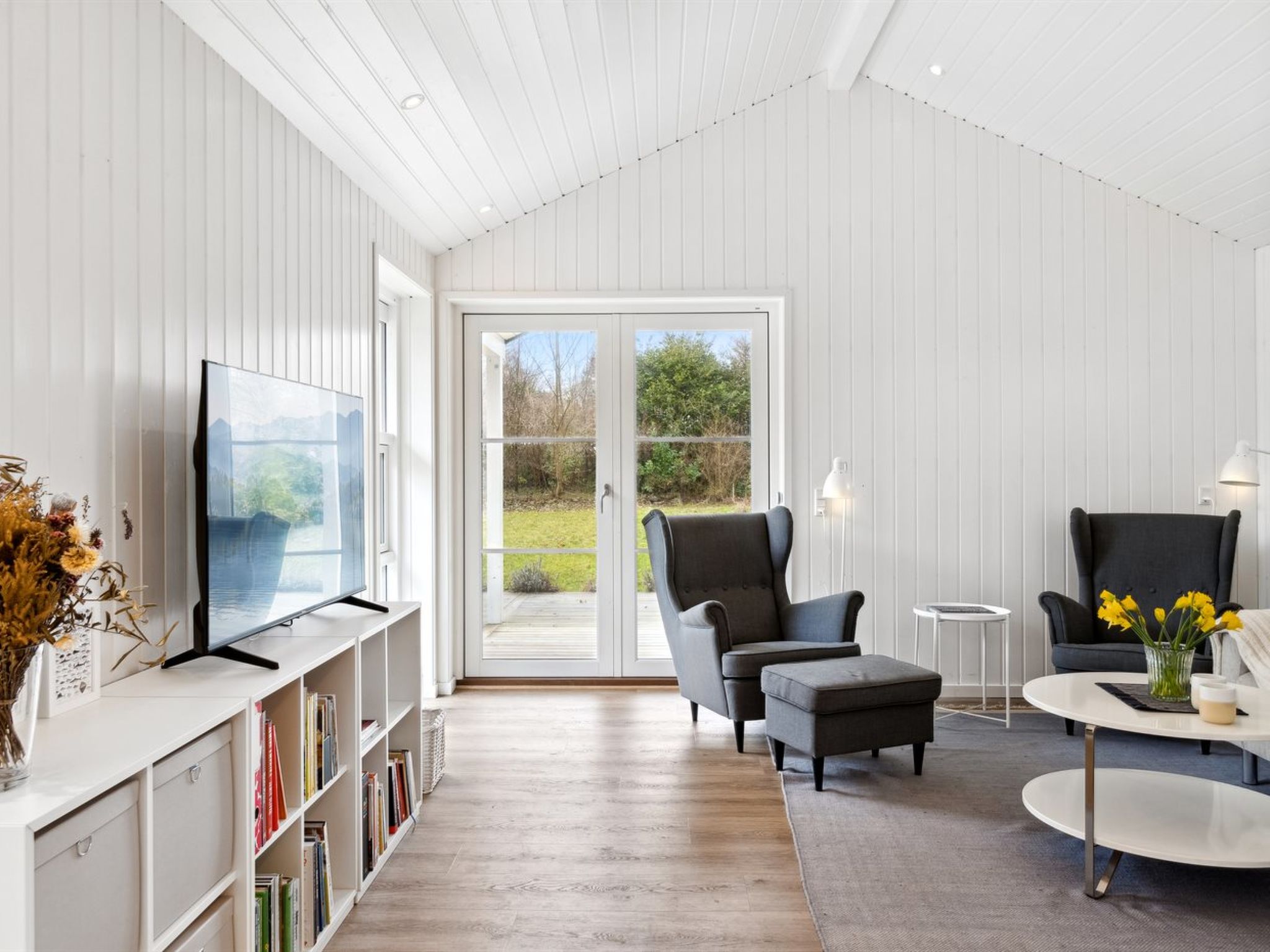 "Loviisa" - 850m from the sea - Binnen