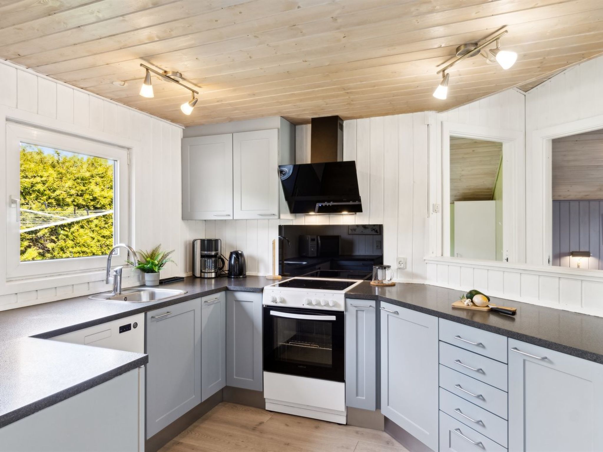 "Amiira" - 500m from the sea - Drinnen