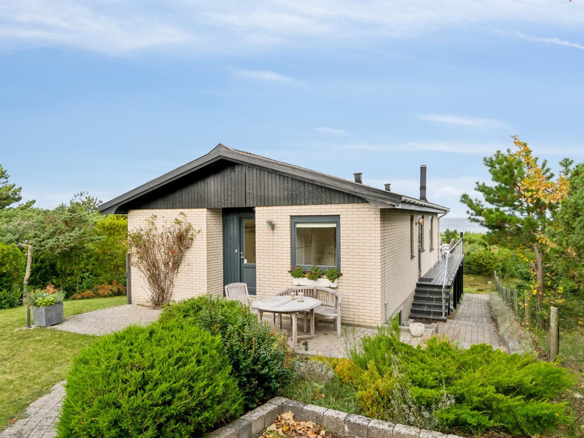"Kaleva" - 100m from the sea - Buiten