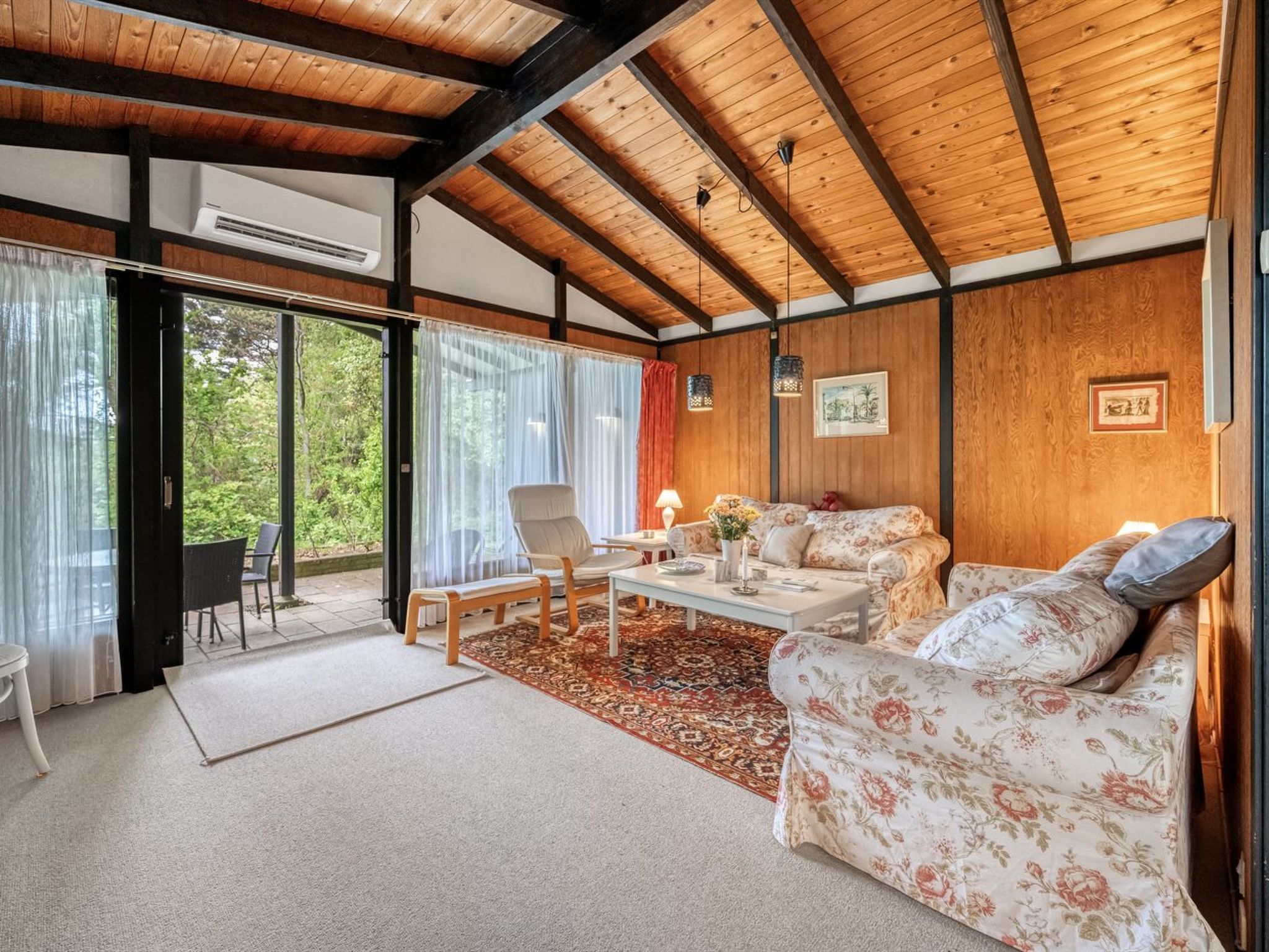 "Aatos" - 150m from the sea - Inside