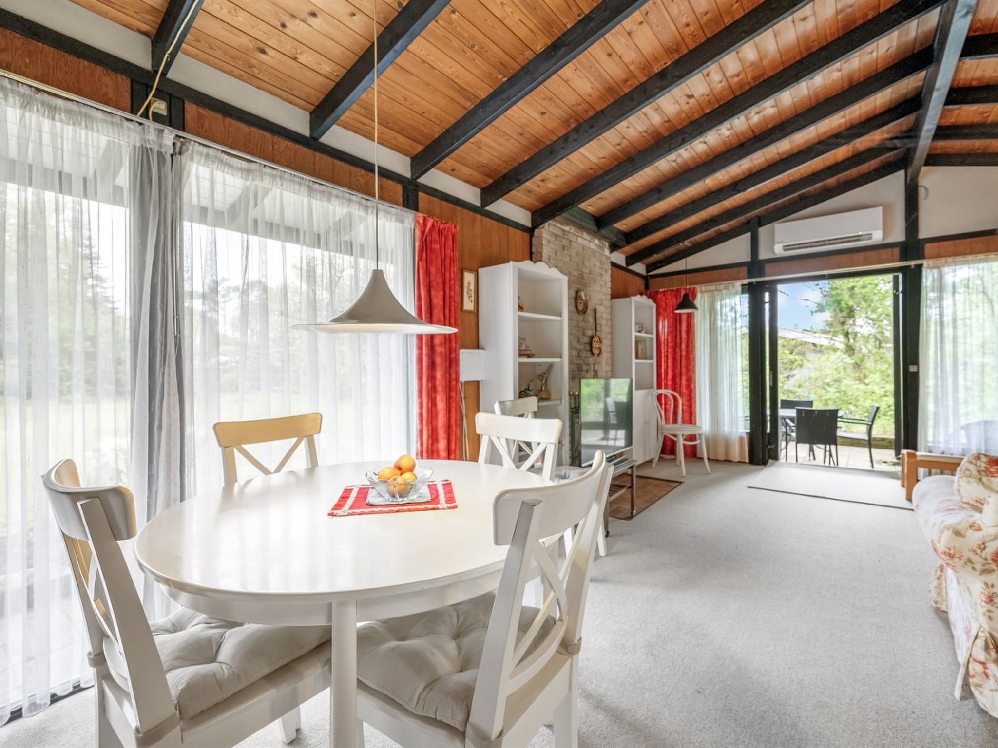 "Aatos" - 150m from the sea - Inside