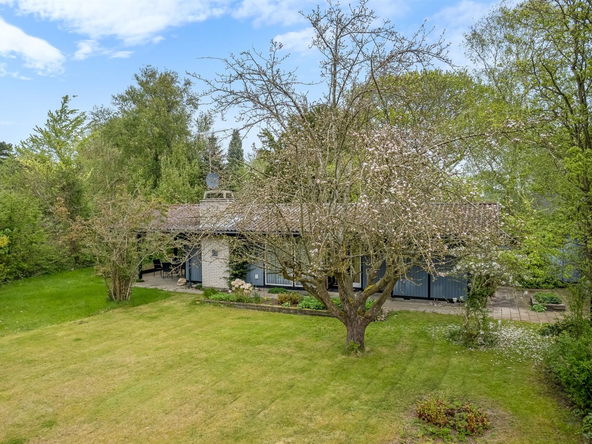 "Aatos" - 150m from the sea - Outside