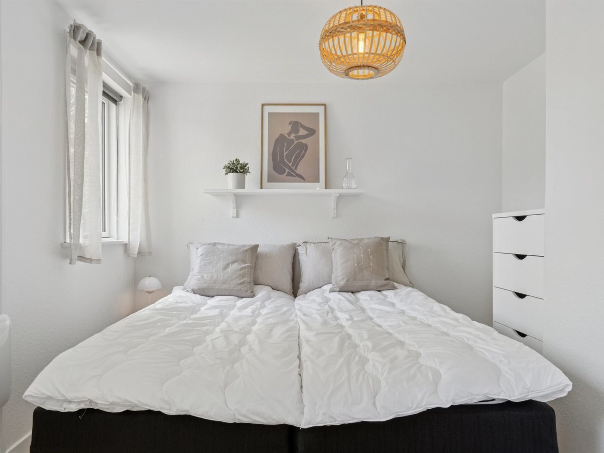 "Annabeth" - 850m from the sea - Inside