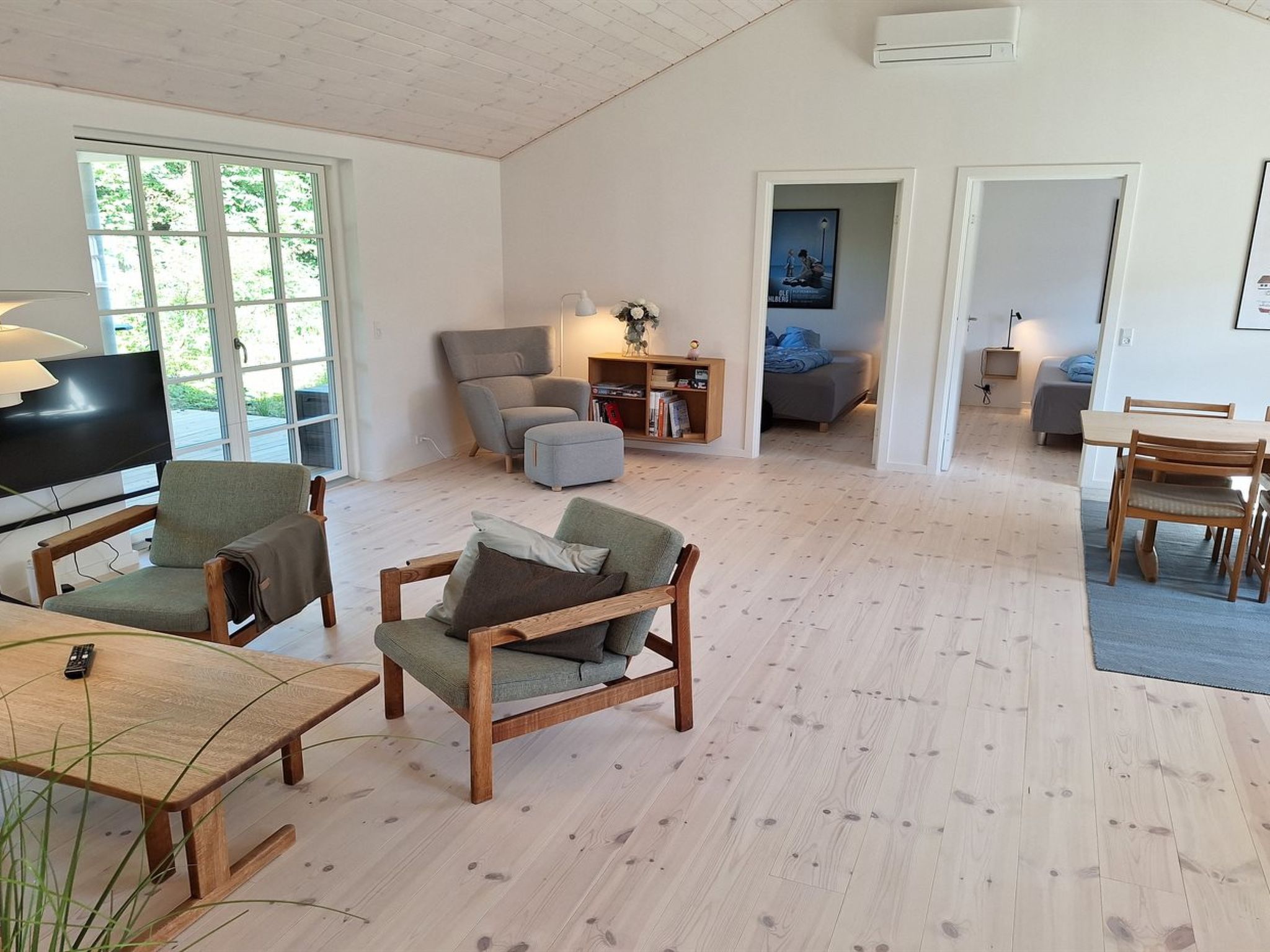 "Ethil" - 600m from the sea