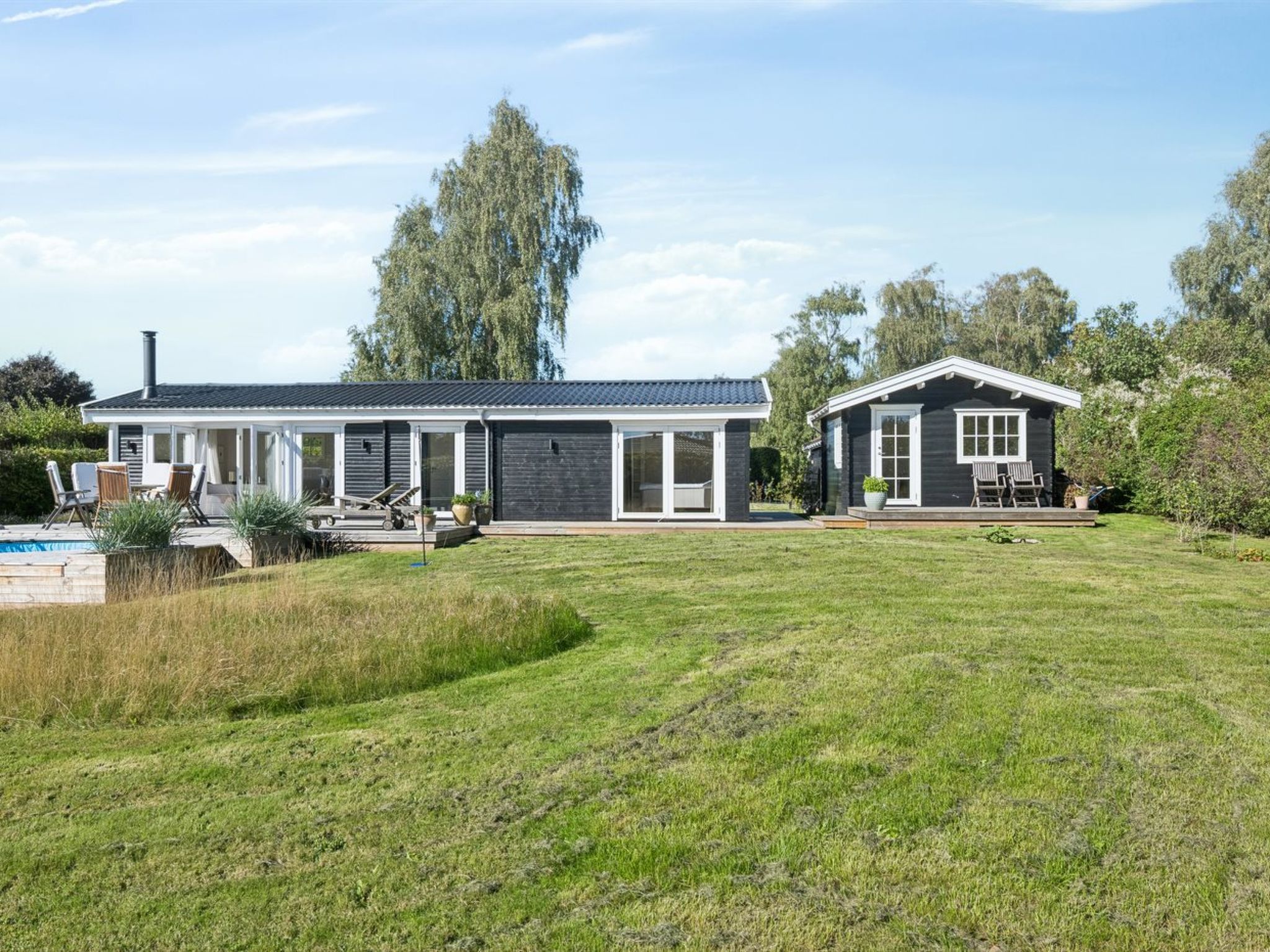 "Henryka" - 750m from the sea - Buiten