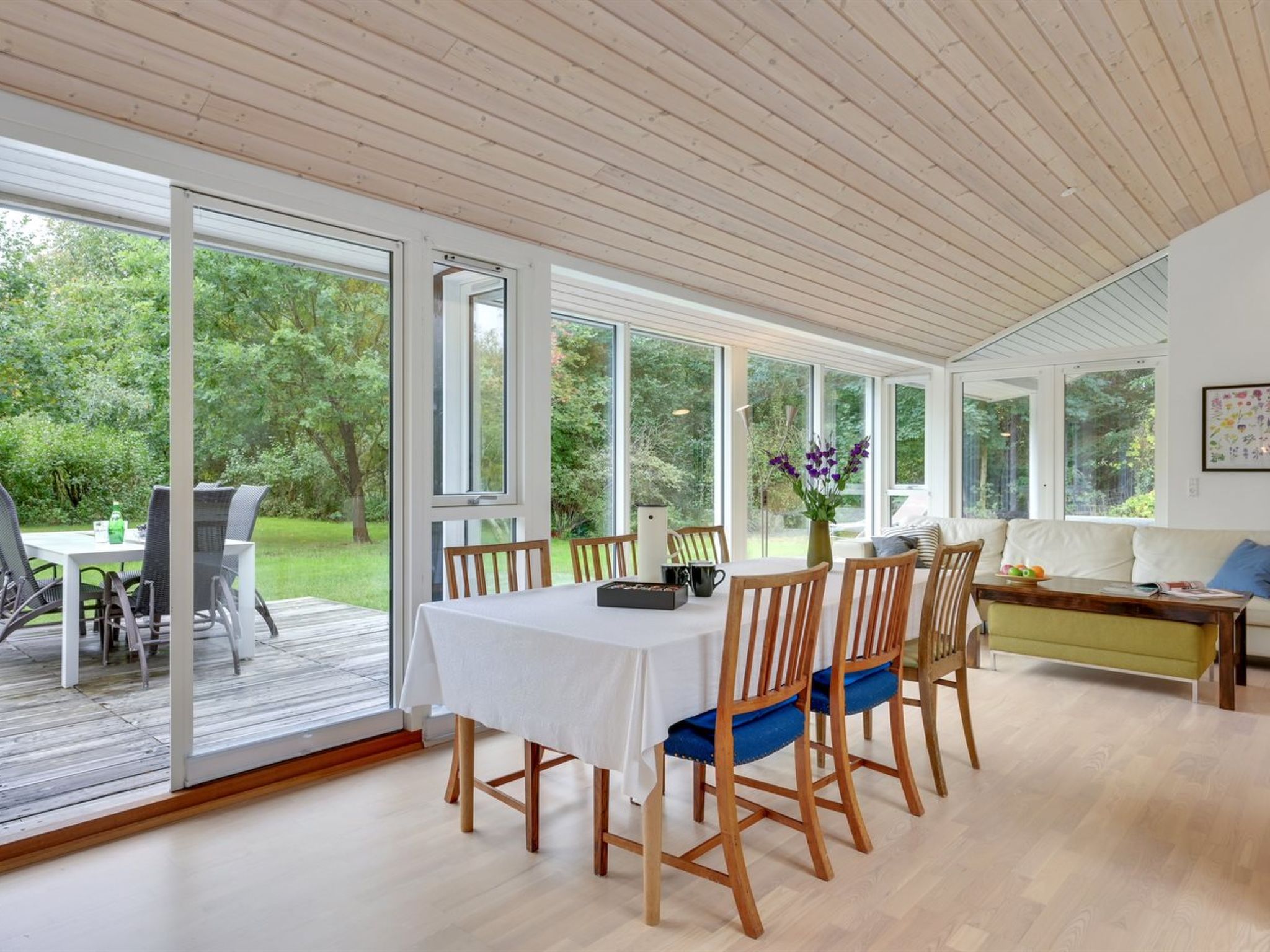 "Heino" - 3.5km from the sea - Binnen