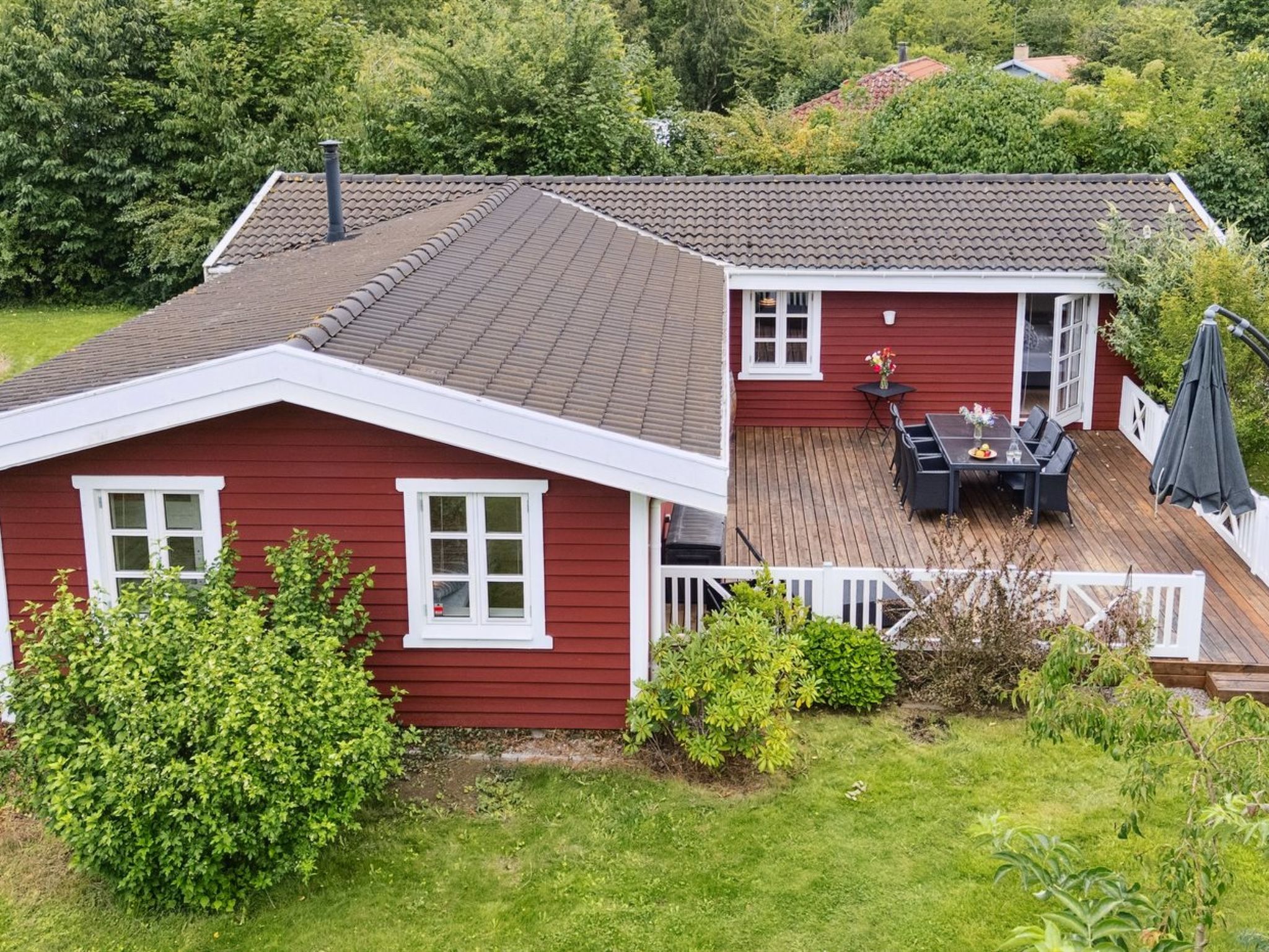 "Sixten" - 400m to the fjord - Buiten