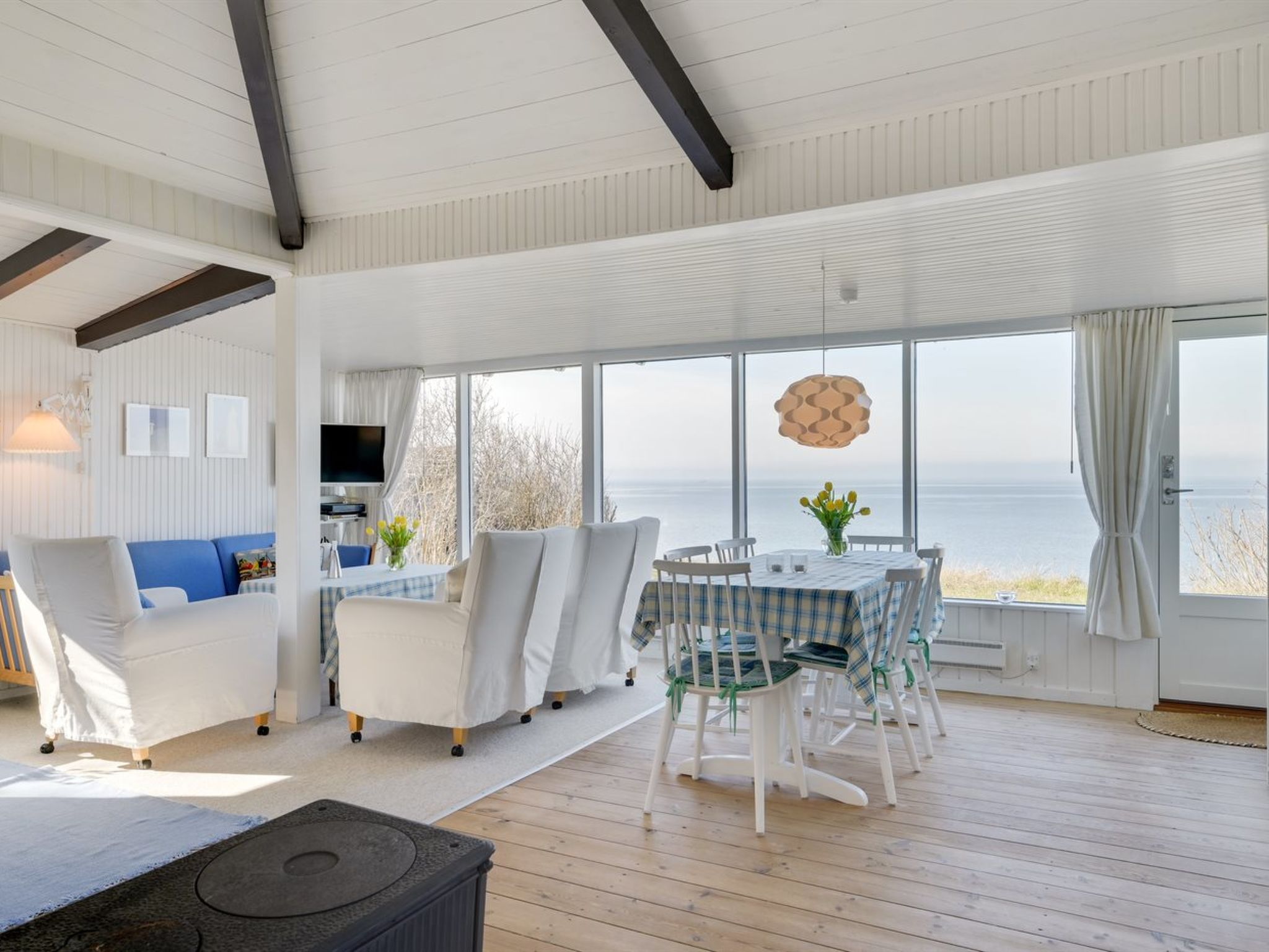 "Orwik" - 30m from the sea - Binnen