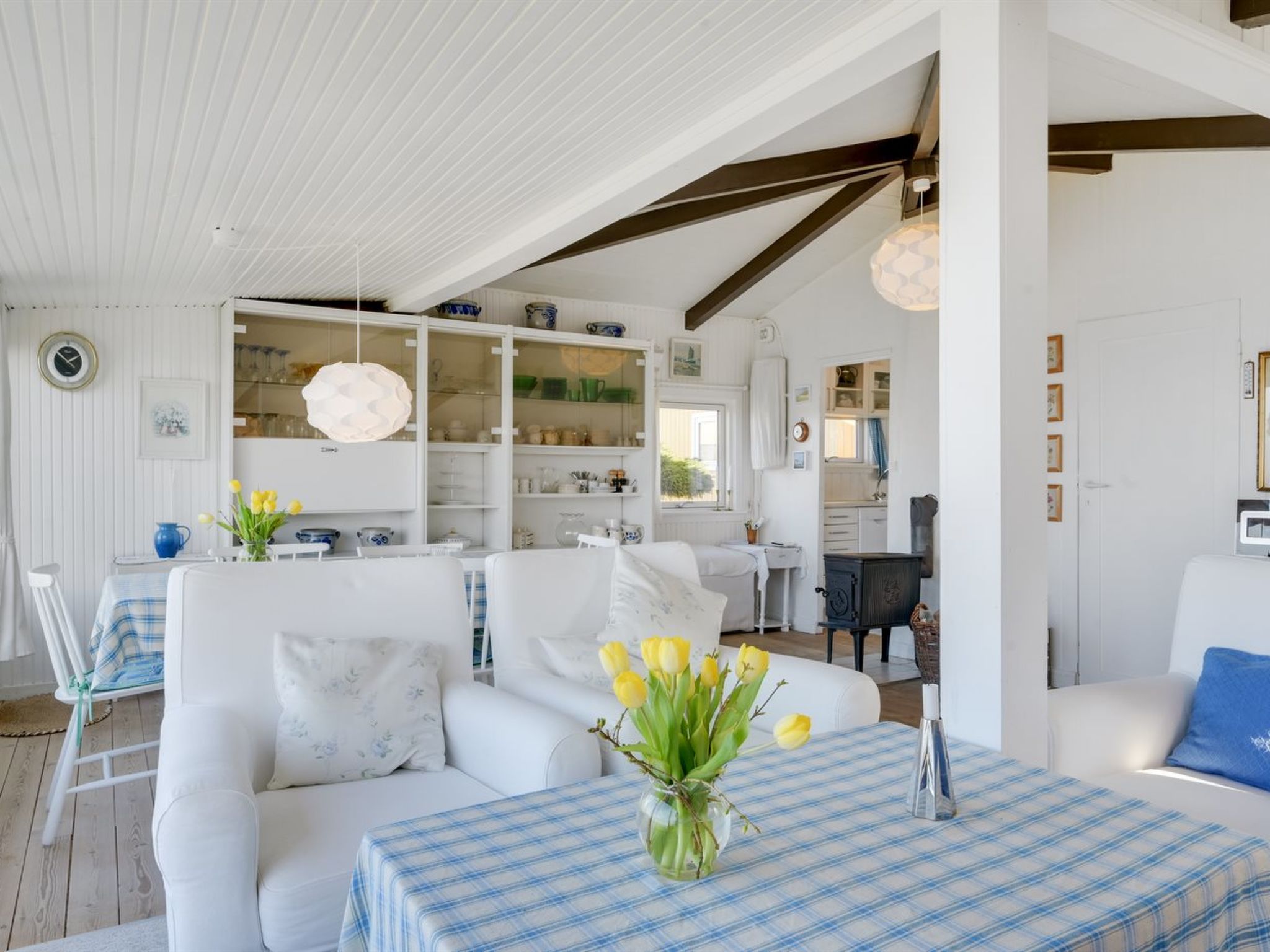 "Orwik" - 30m from the sea - Binnen