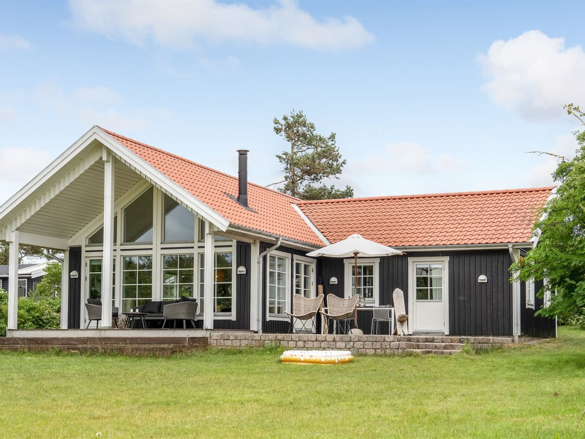 "Bernadete" - 50m to the fjord - Buiten