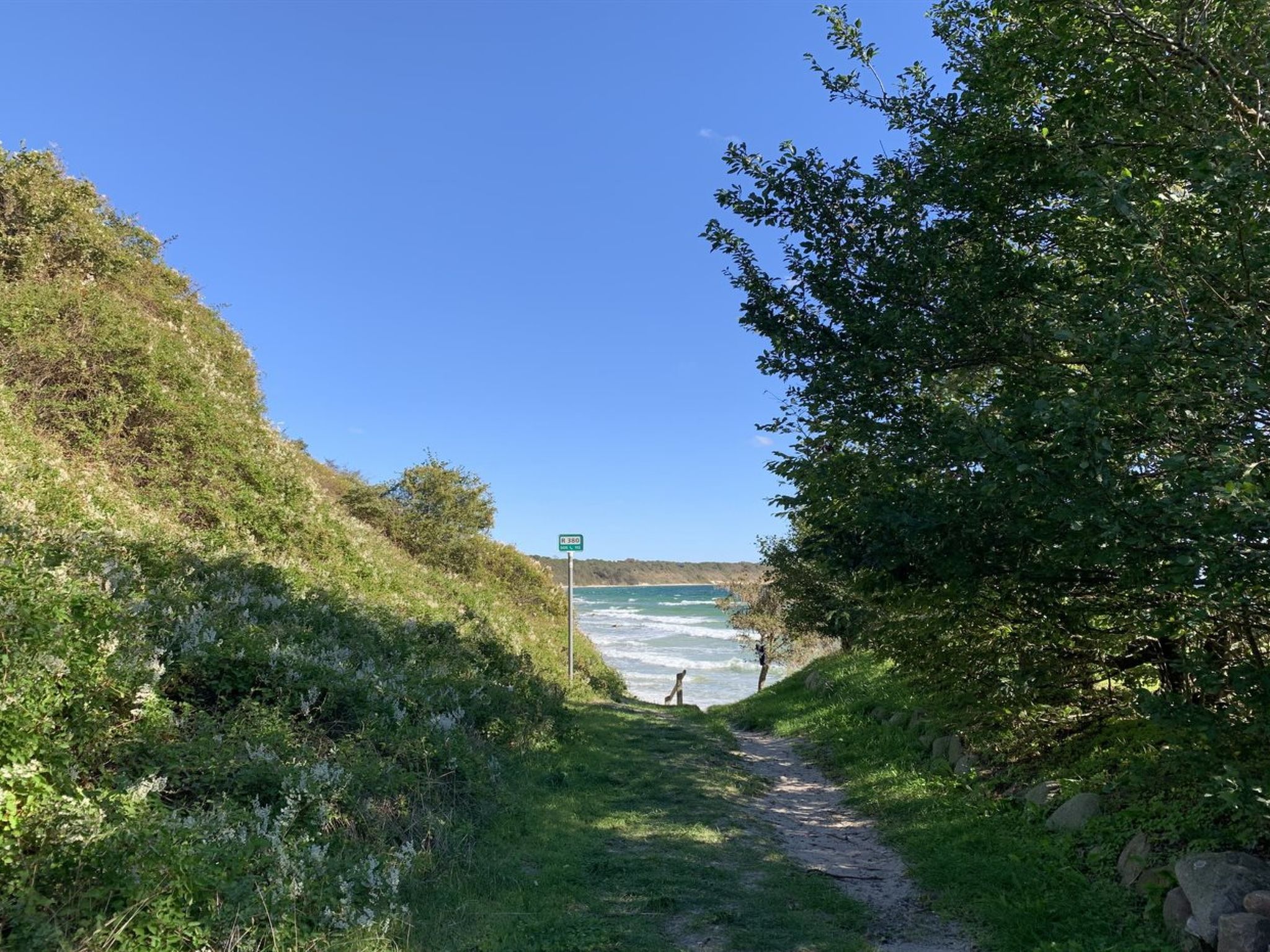 "Anni" - 250m from the sea