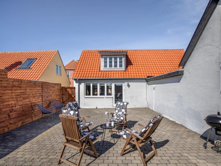 Search and Stay, undefined in undefined. Gallery position 0