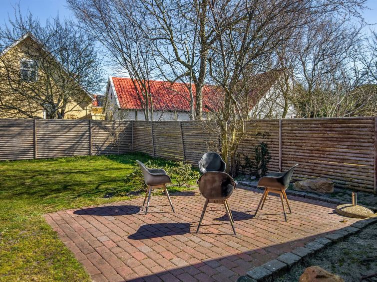 Search and Stay, undefined in undefined. Gallery position 1