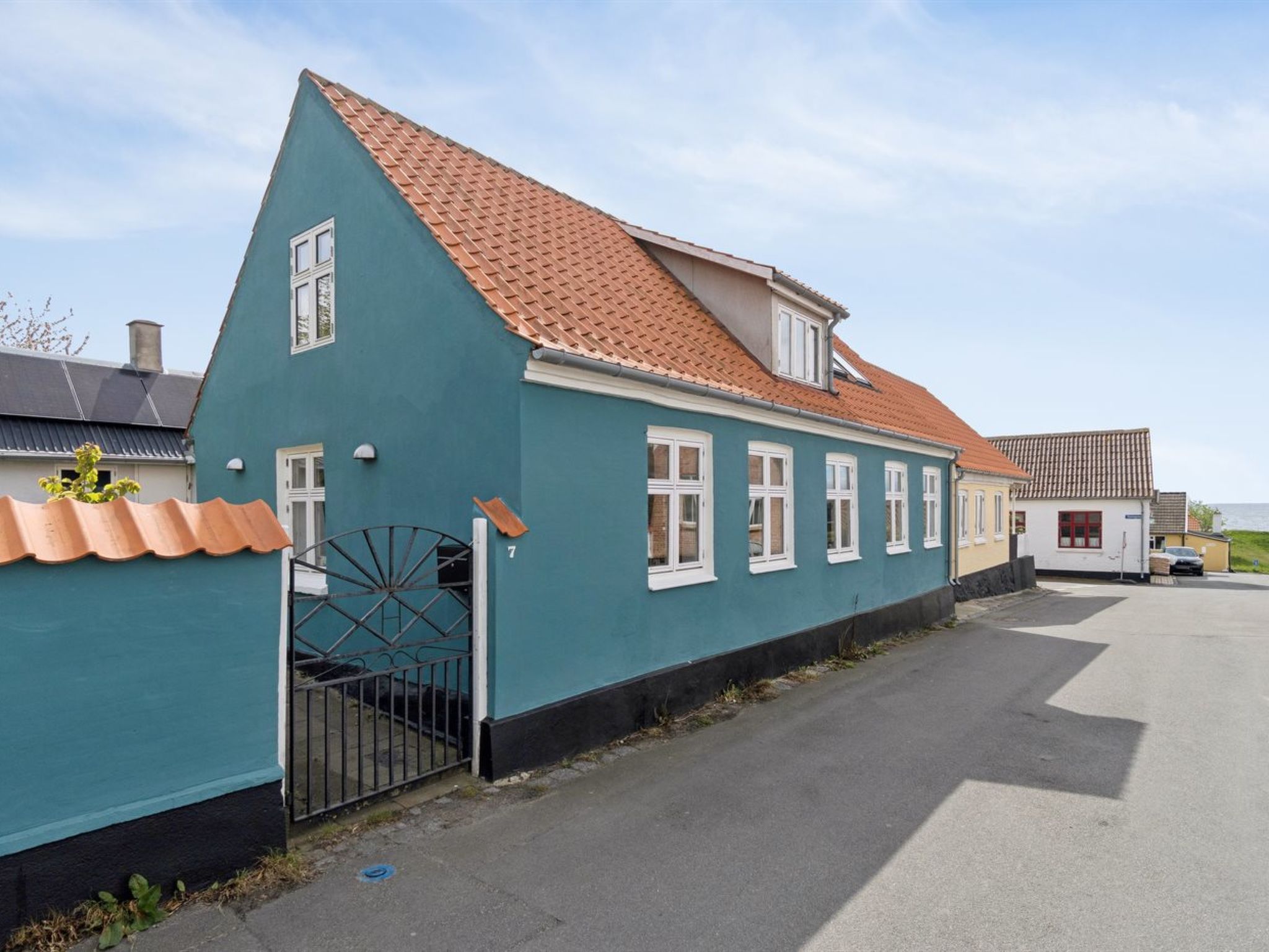 "Heleen" - 100m from the sea