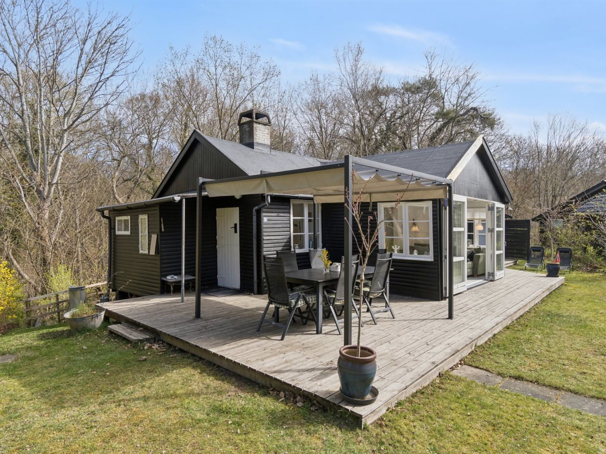 "Lucie" - 50m from the sea - Buiten