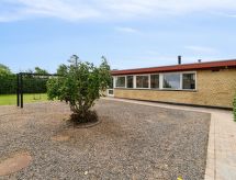 Ruim vakantiehuis voor 10 personen op 1 km van zee in Rønne, Bornholm - thumbnail 3