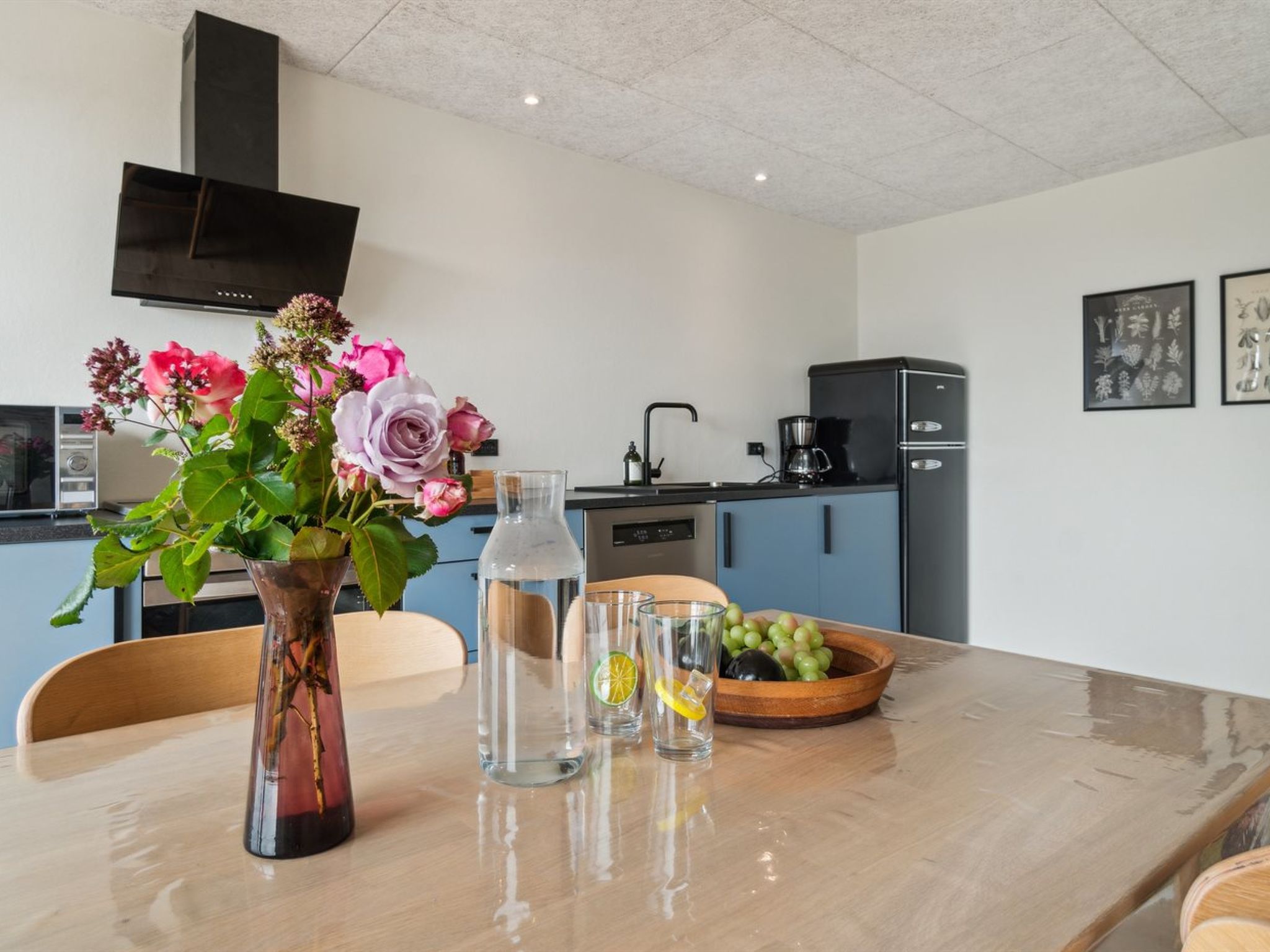 "Rico" - 50m from the sea - Binnen