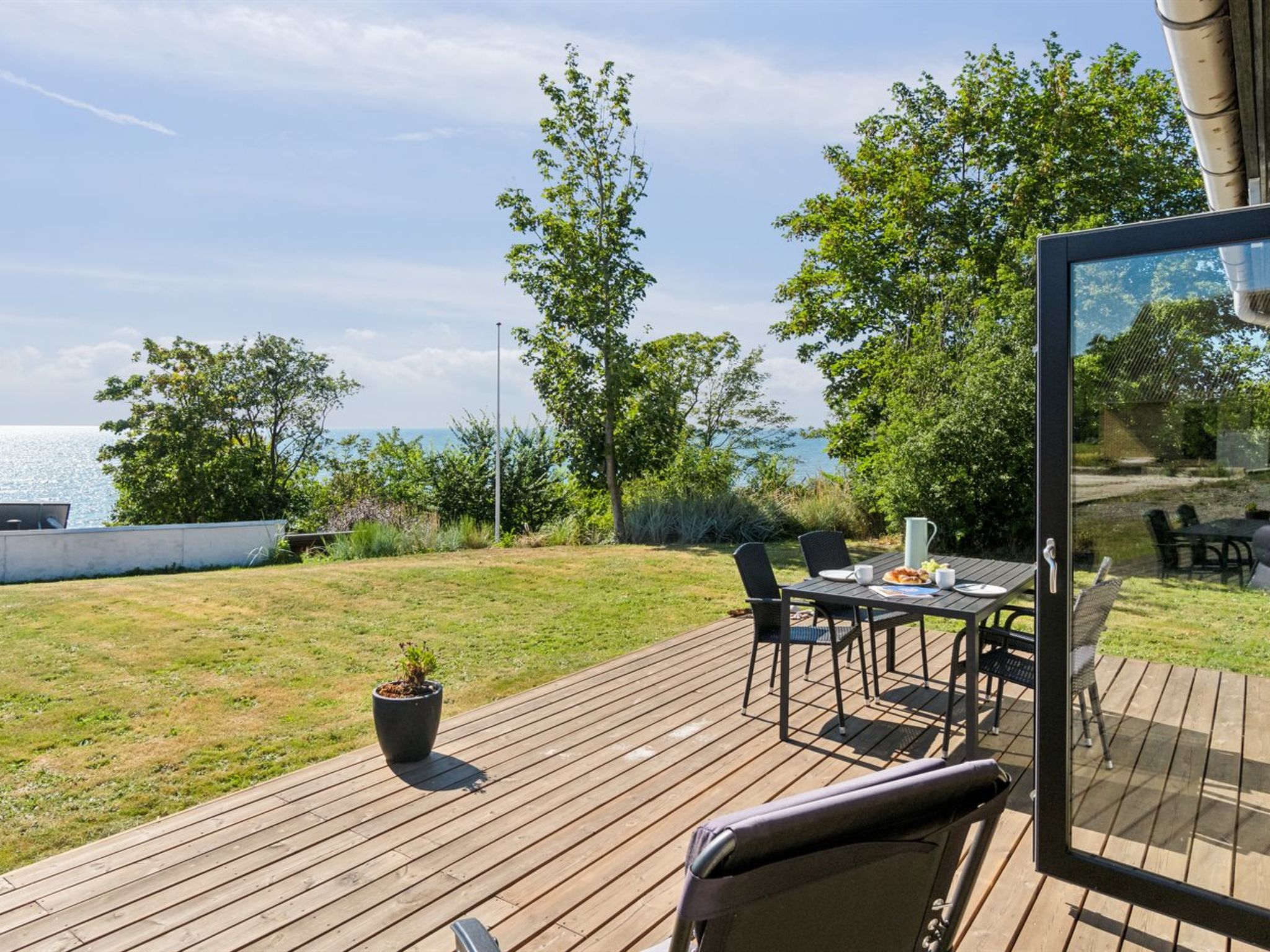 "Yari" - 50m from the sea - Outside