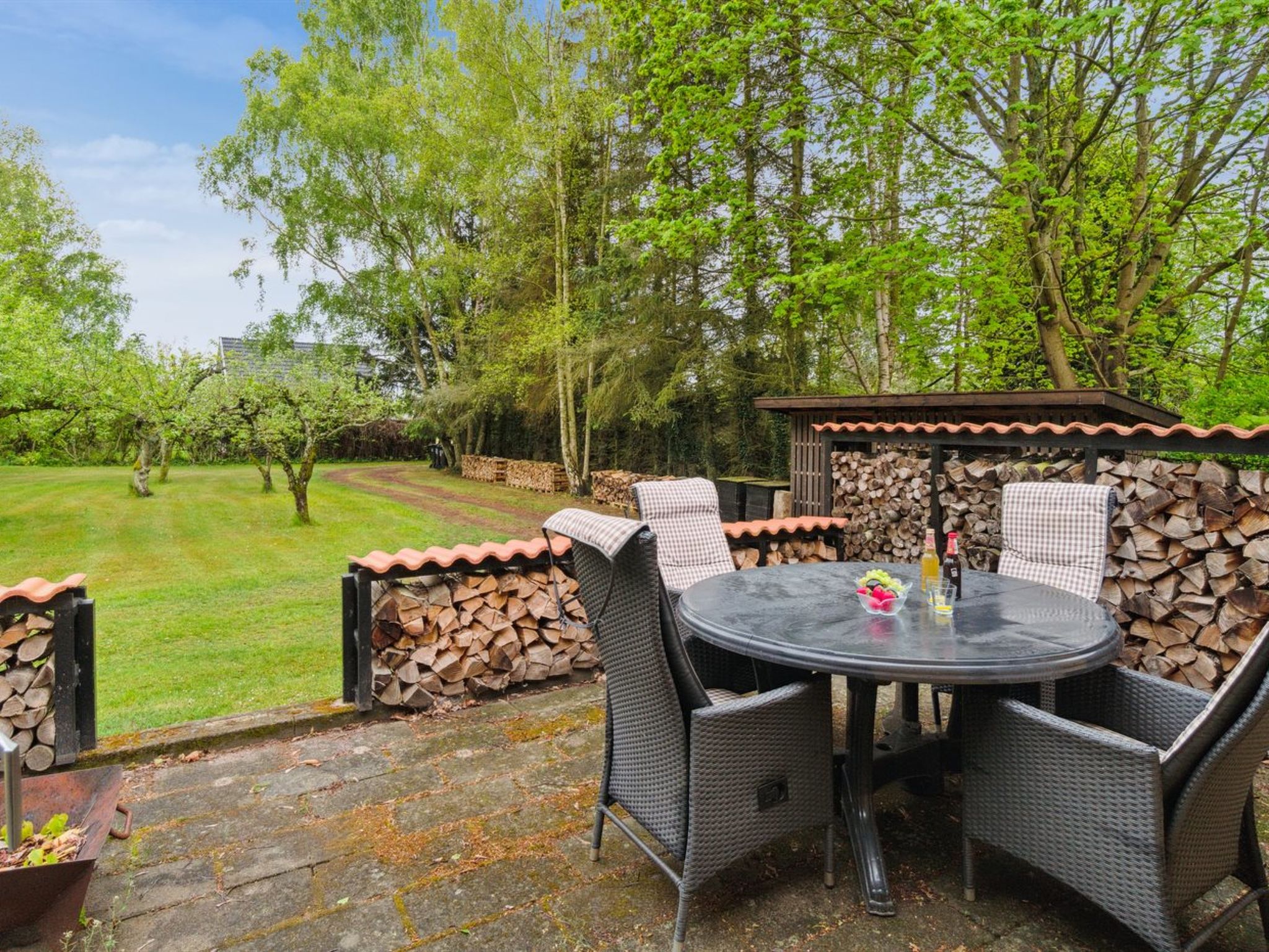 "Andri" - 1.5km from the sea-Draußen