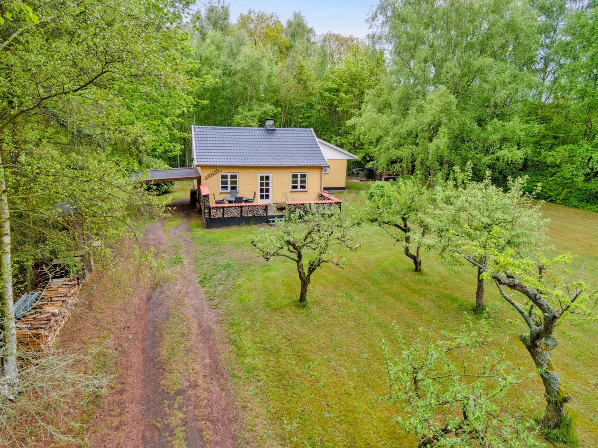 4-persoons vakantiehuis in Rønne met open haard en grote tuin - foto 6