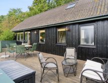 6-persoons vakantiehuis aan zee in Rønne met zeezicht - thumbnail 1