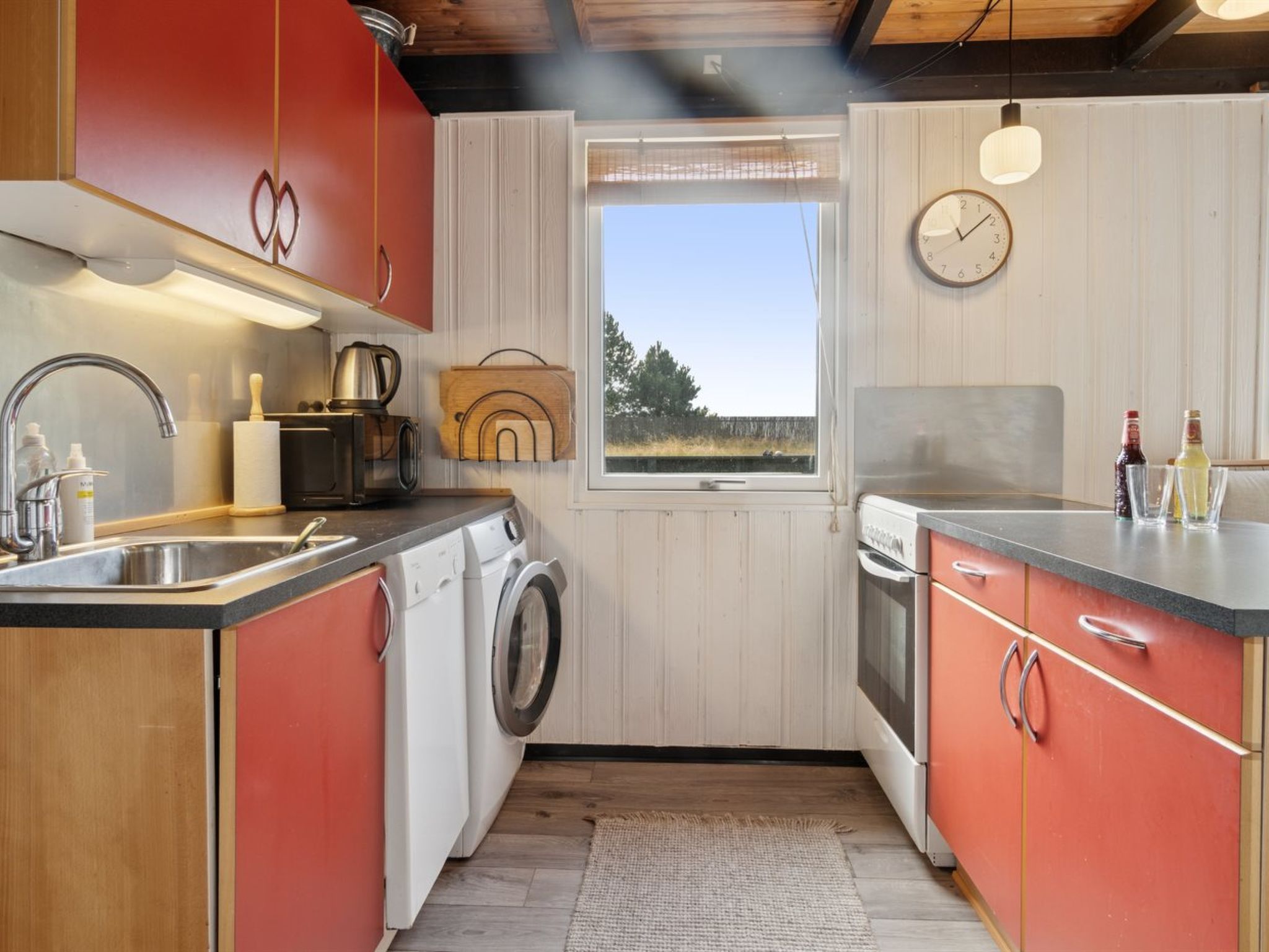 "Joon" - 100m from the sea-Binnen