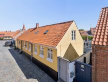 Historisch vakantiehuis 'Cedomir' op 400 meter van de Oostzee bij Rønne - thumbnail 6
