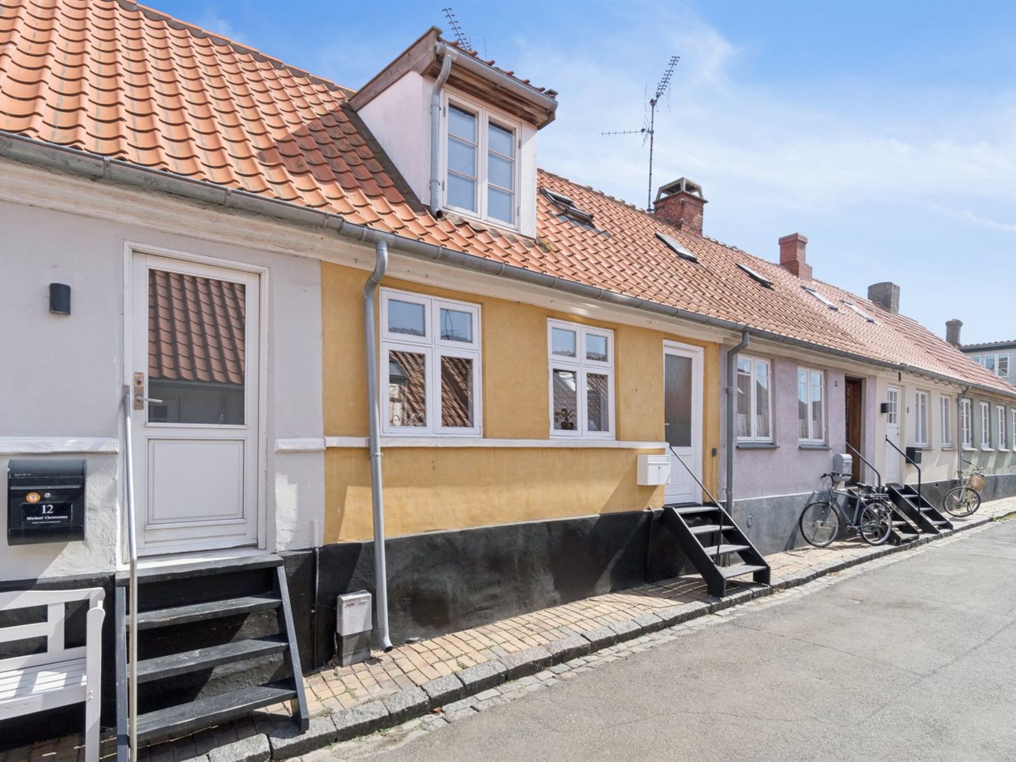 "Jasper" - 100m from the sea