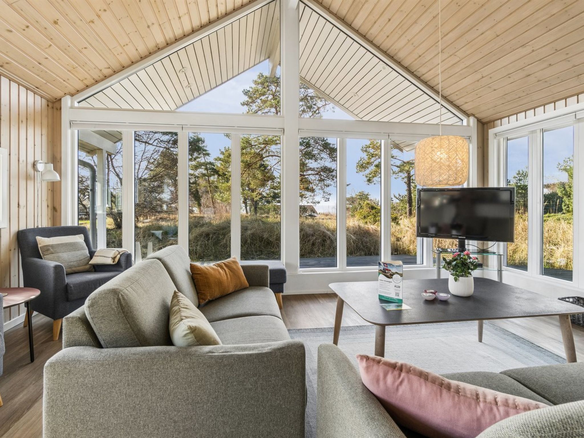 "Ansgar" - 150m from the sea - Binnen