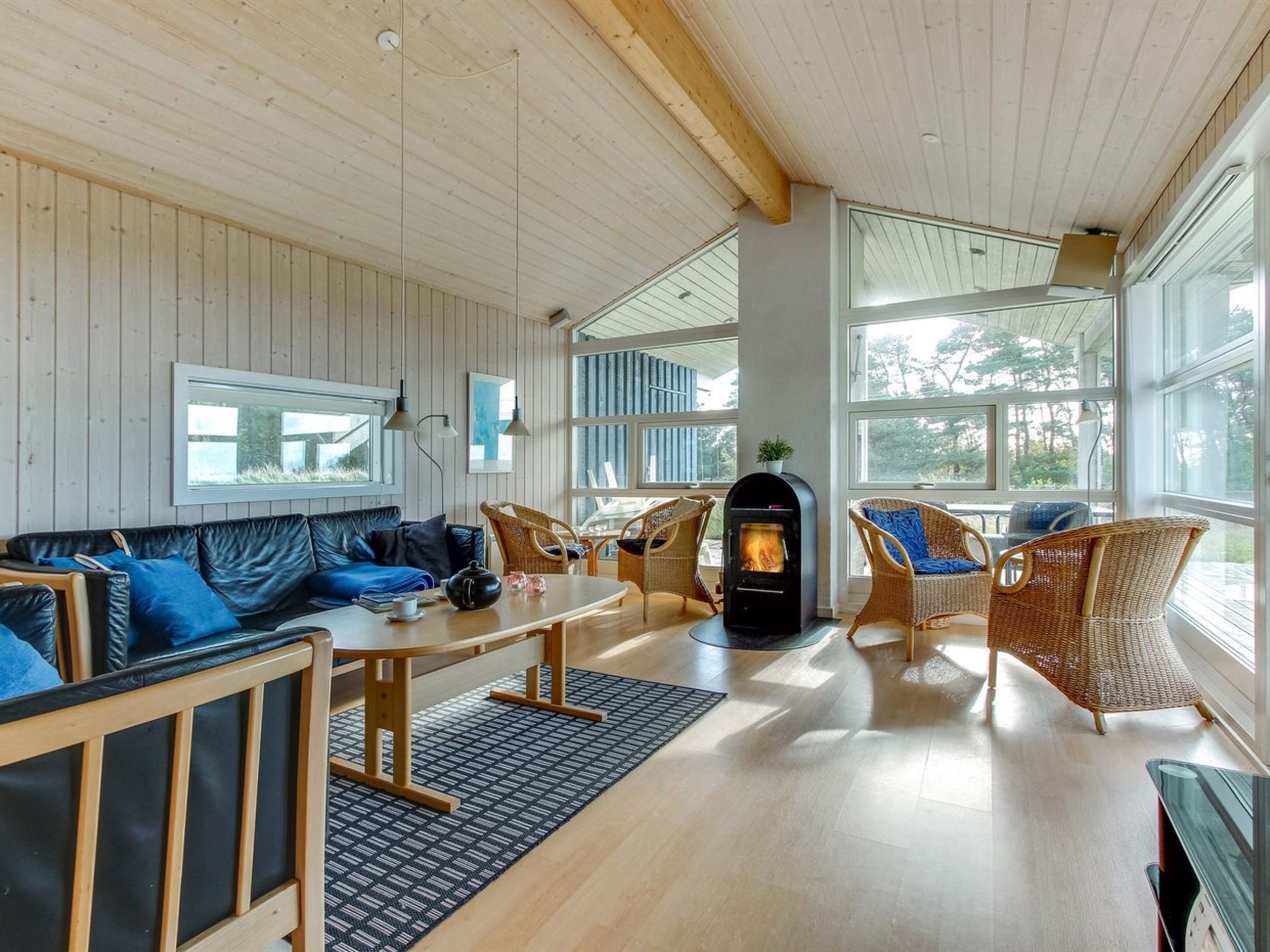 "Kajsa" - 50m from the sea - Binnen