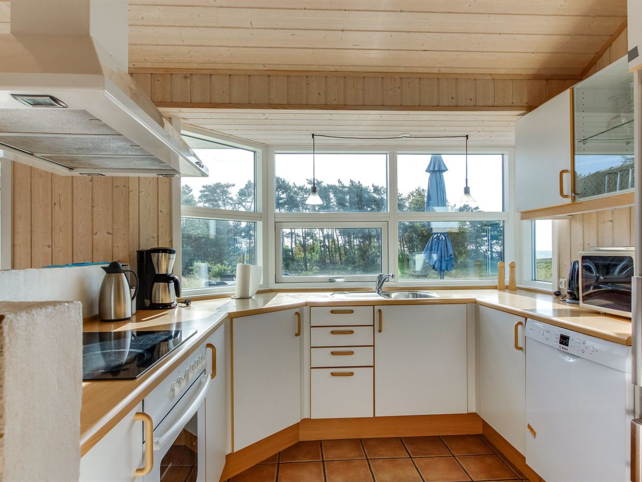 "Kajsa" - 50m from the sea - Binnen