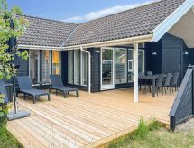 8-persoons vakantiehuis met sauna in Aakirkeby aan zee - thumbnail 1