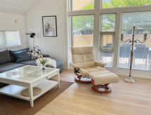 8-persoons vakantiehuis met sauna in Aakirkeby aan zee - thumbnail 2